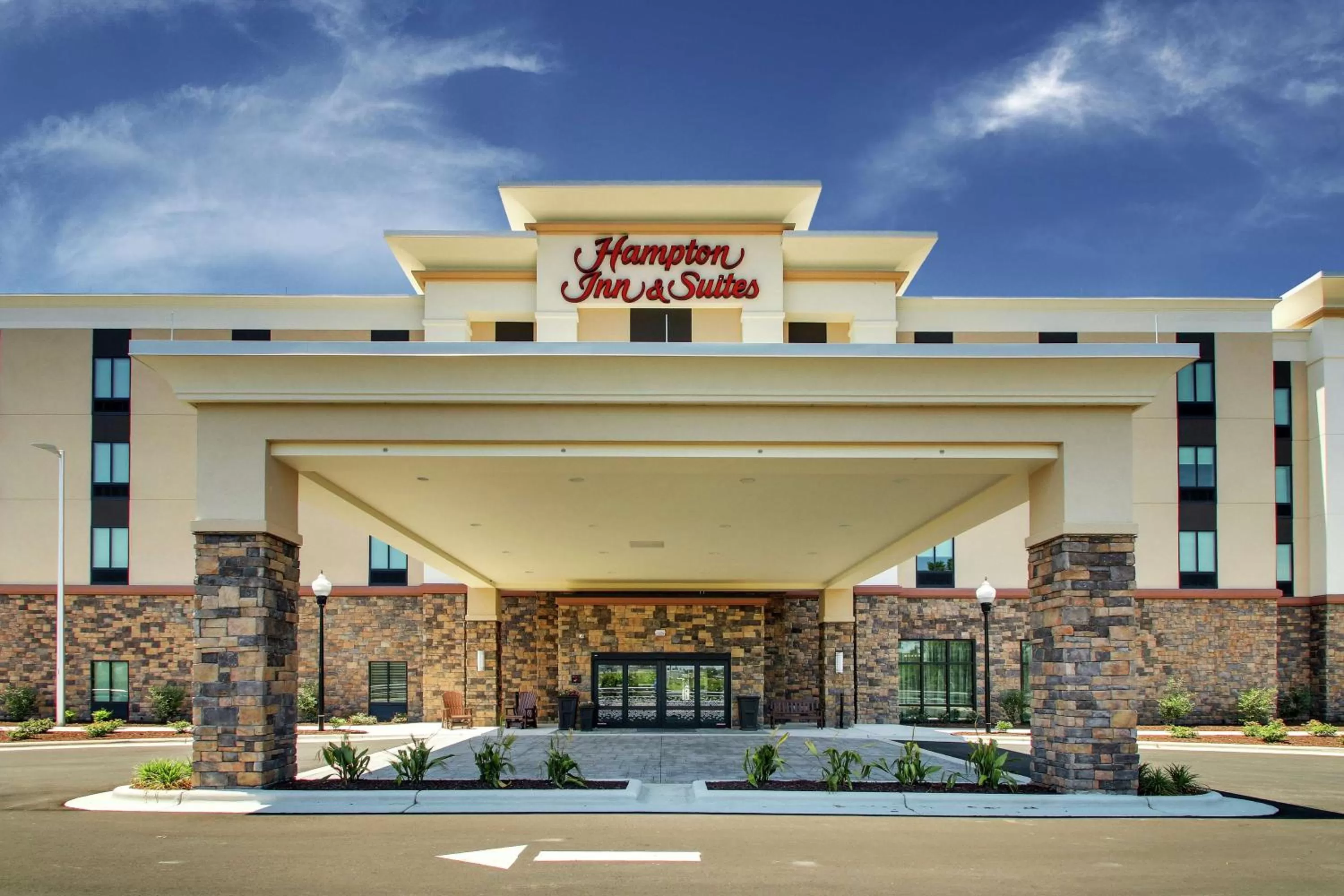 Property building in Hampton Inn & Suites By Hilton Southport