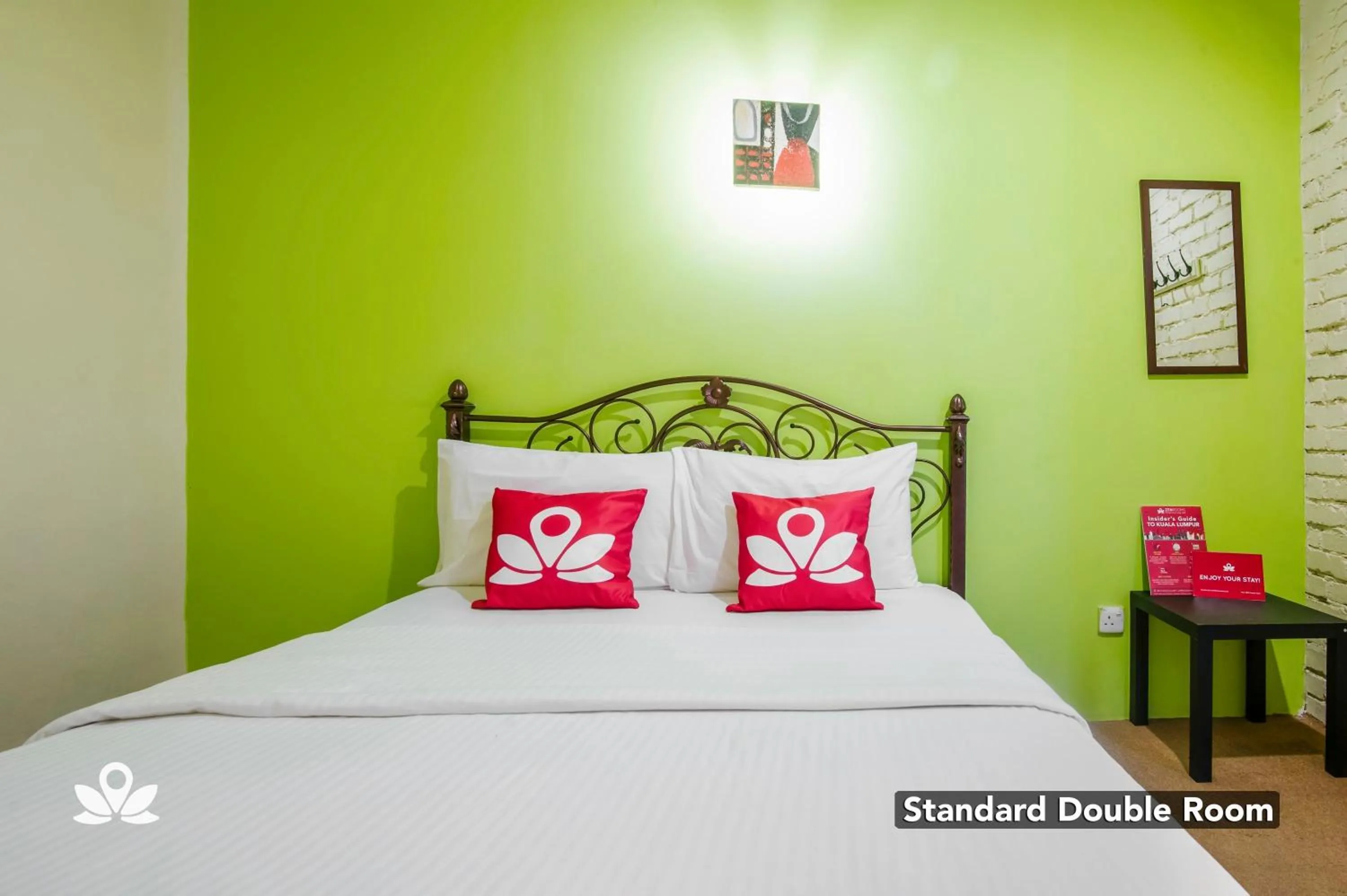 Bed in The Explorers Guesthouse and Hostel