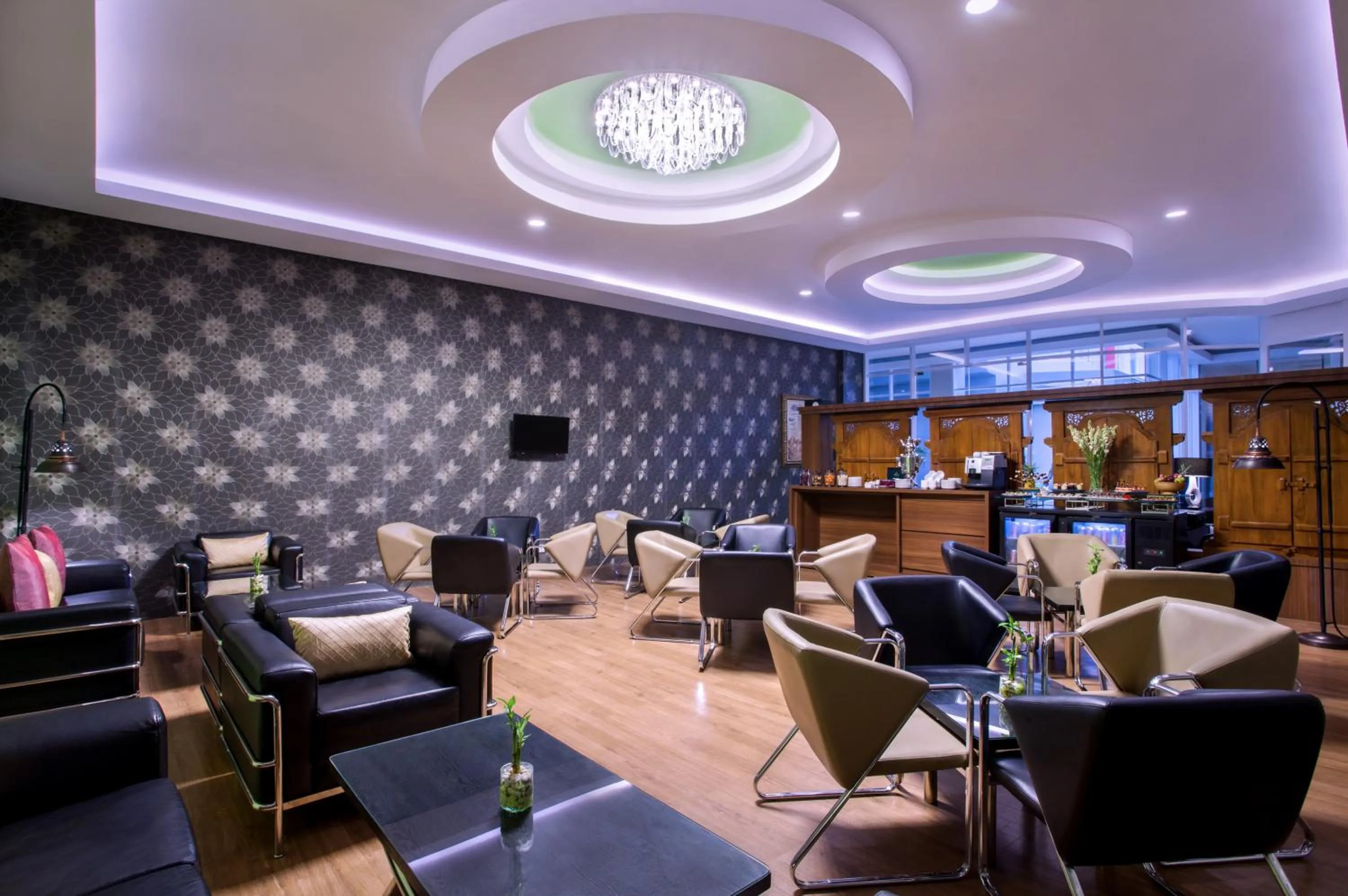 Lounge or bar in Grand Mercure Yogyakarta Adi Sucipto