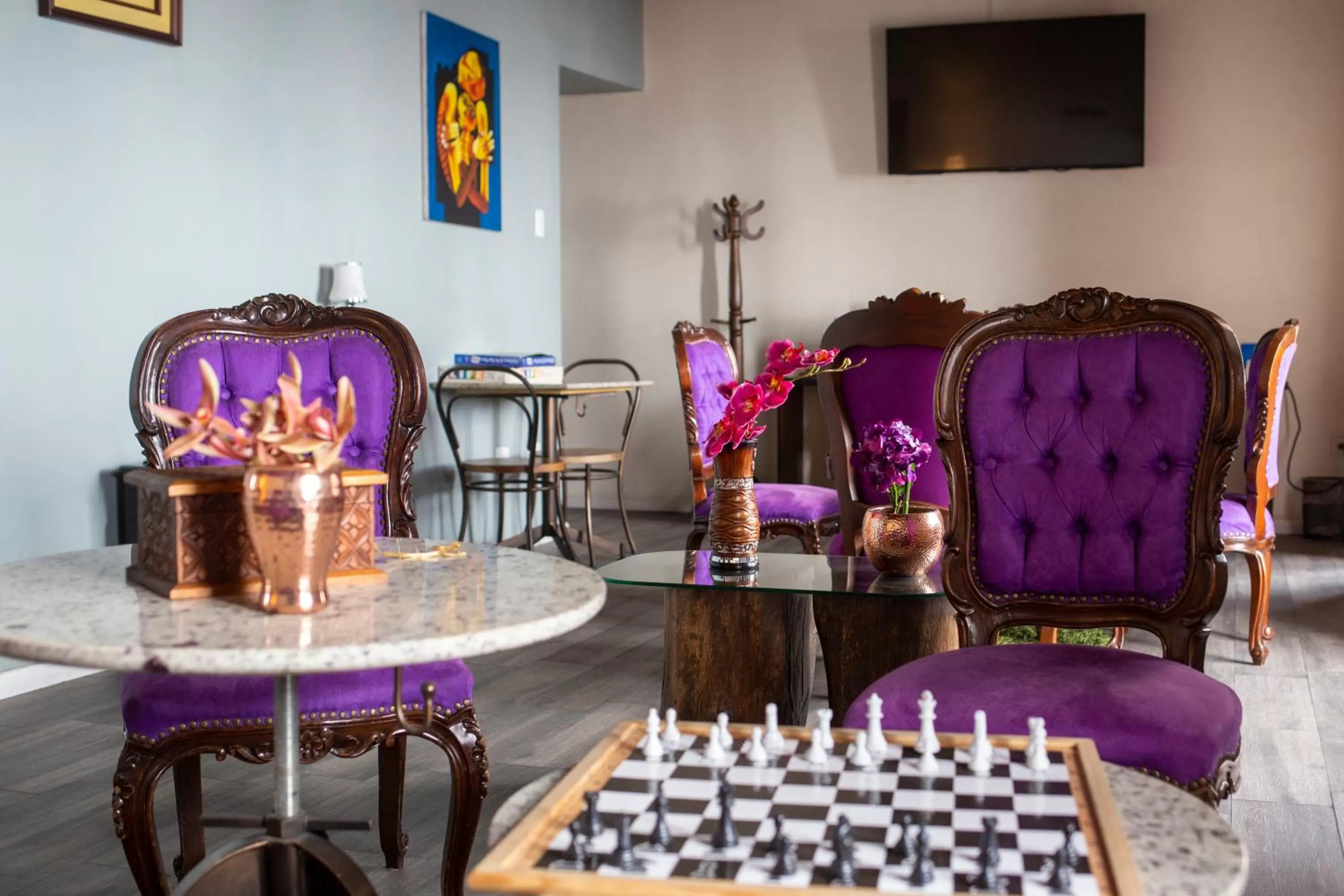 Communal lounge/ TV room in Hotel Colonial San Agustin