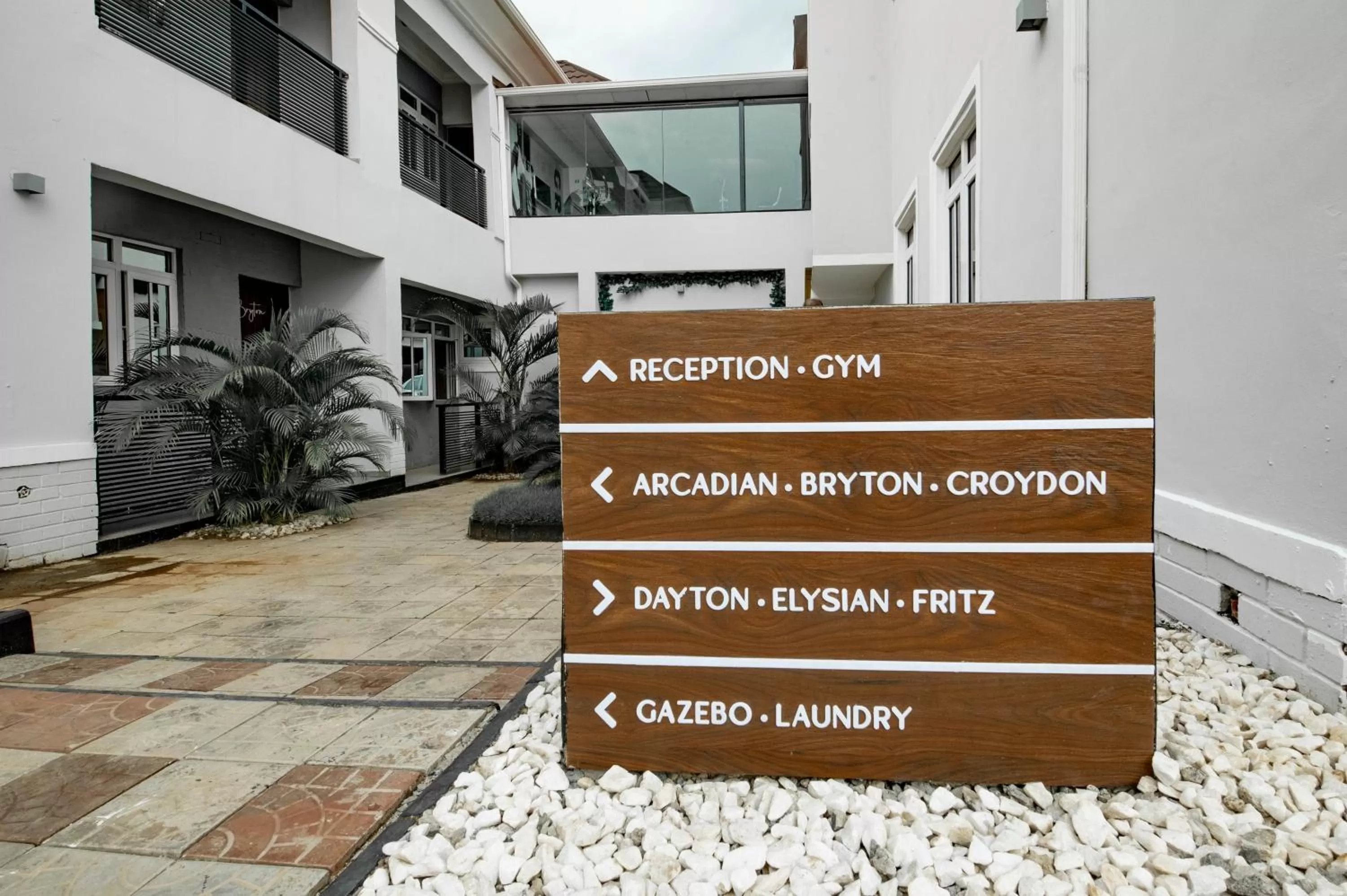 Property building in Whytescape Serviced Apartments