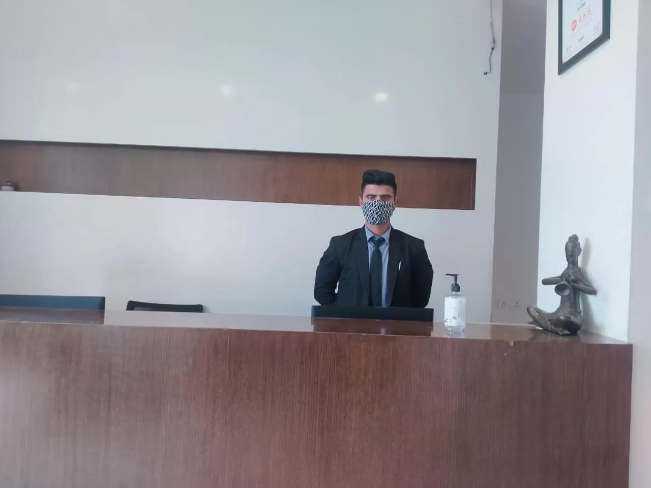 Lobby or reception in Le Roi Jammu - Near Jammu Railway Station