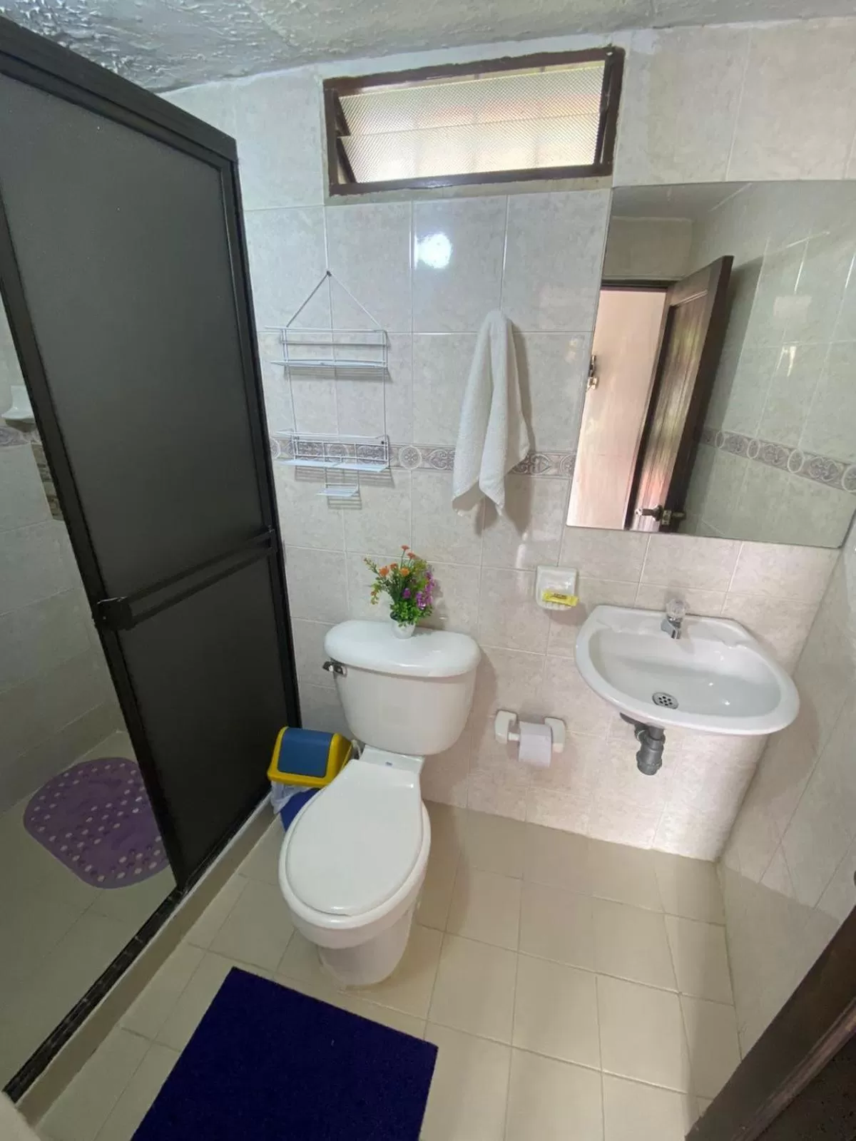 Bathroom in Hotel Campestre la Loma curiti