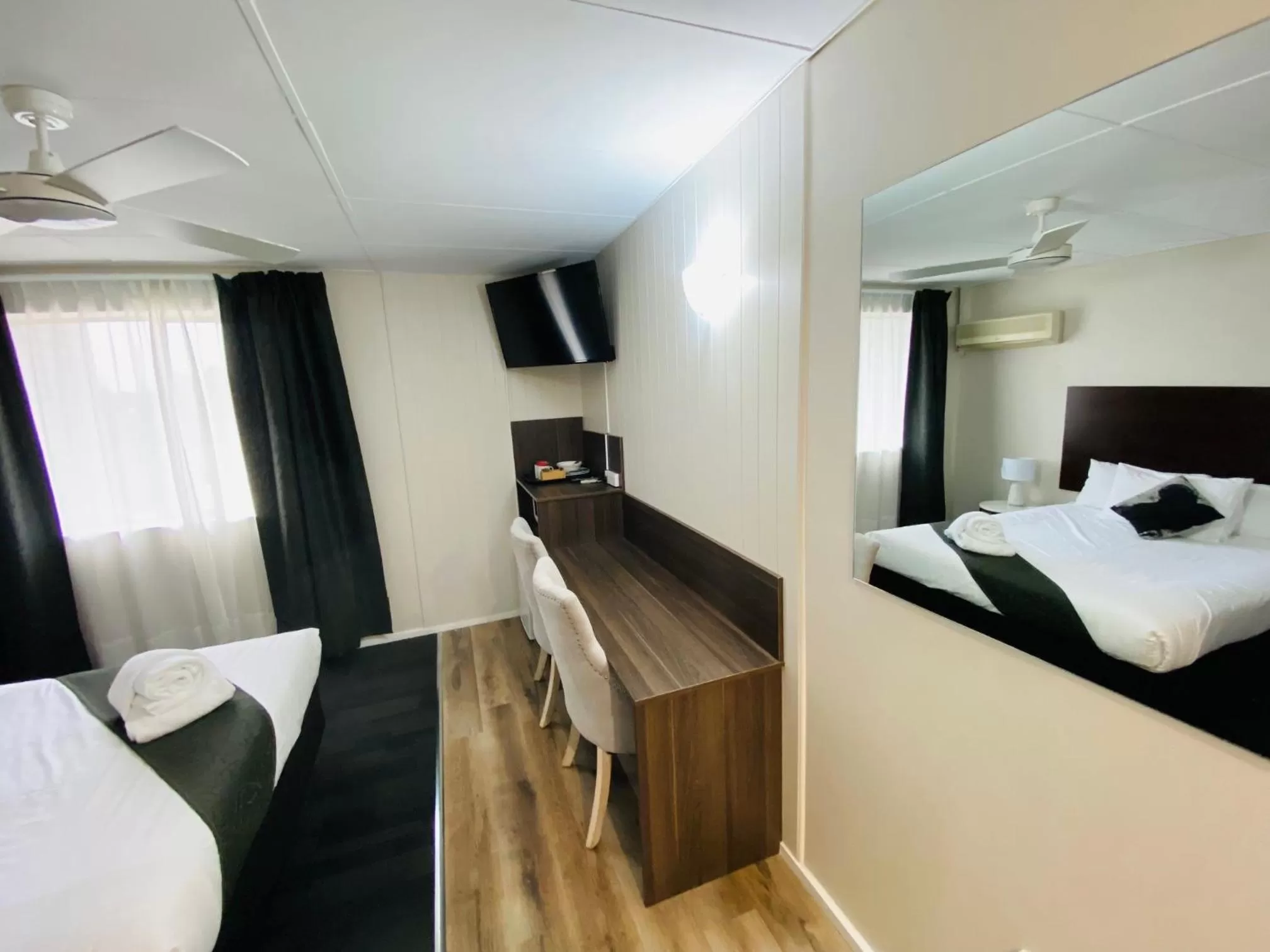 Bedroom, Bed in Nowra Motor Inn