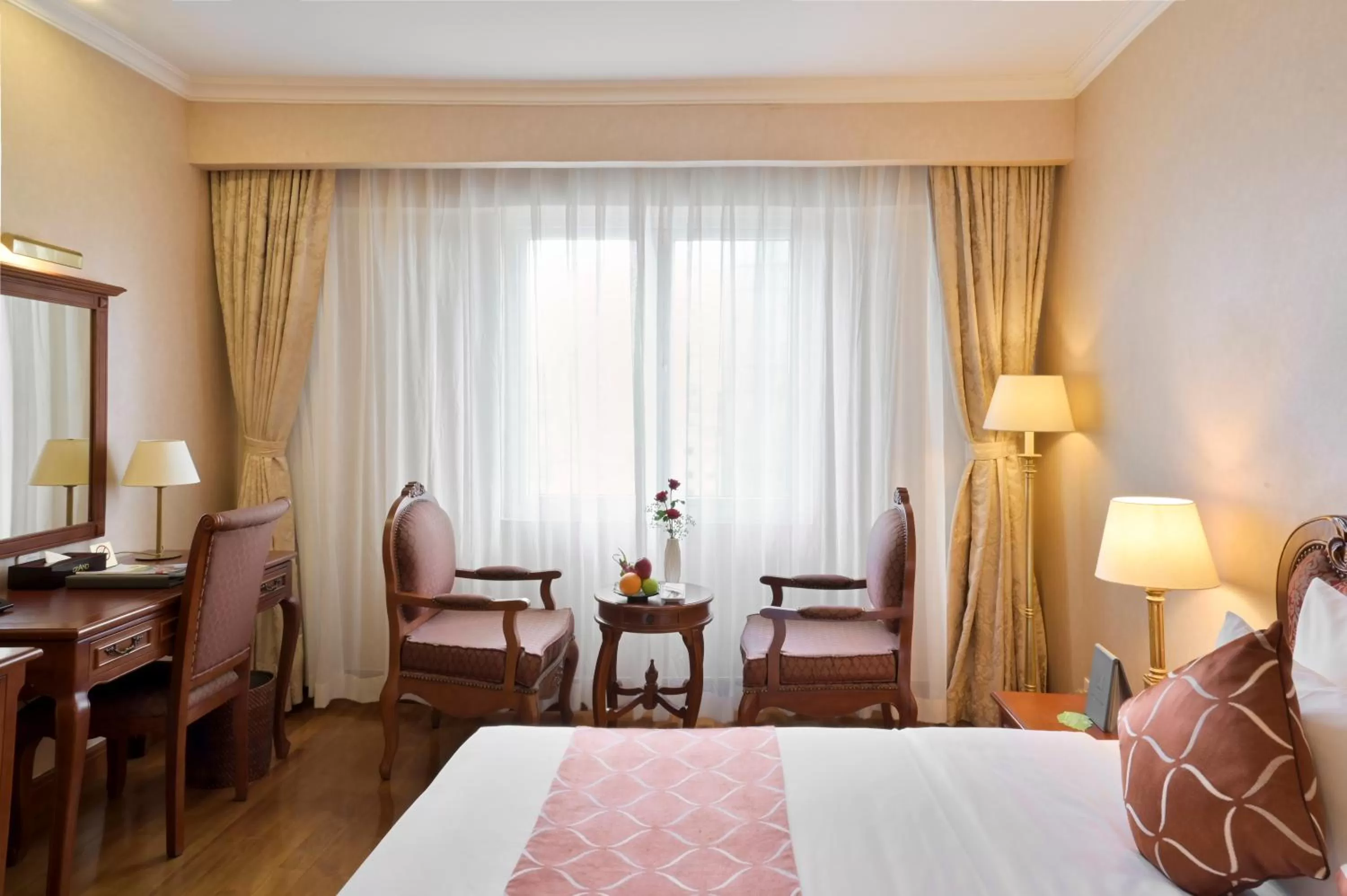 Bedroom, Bed in Hotel Grand Saigon