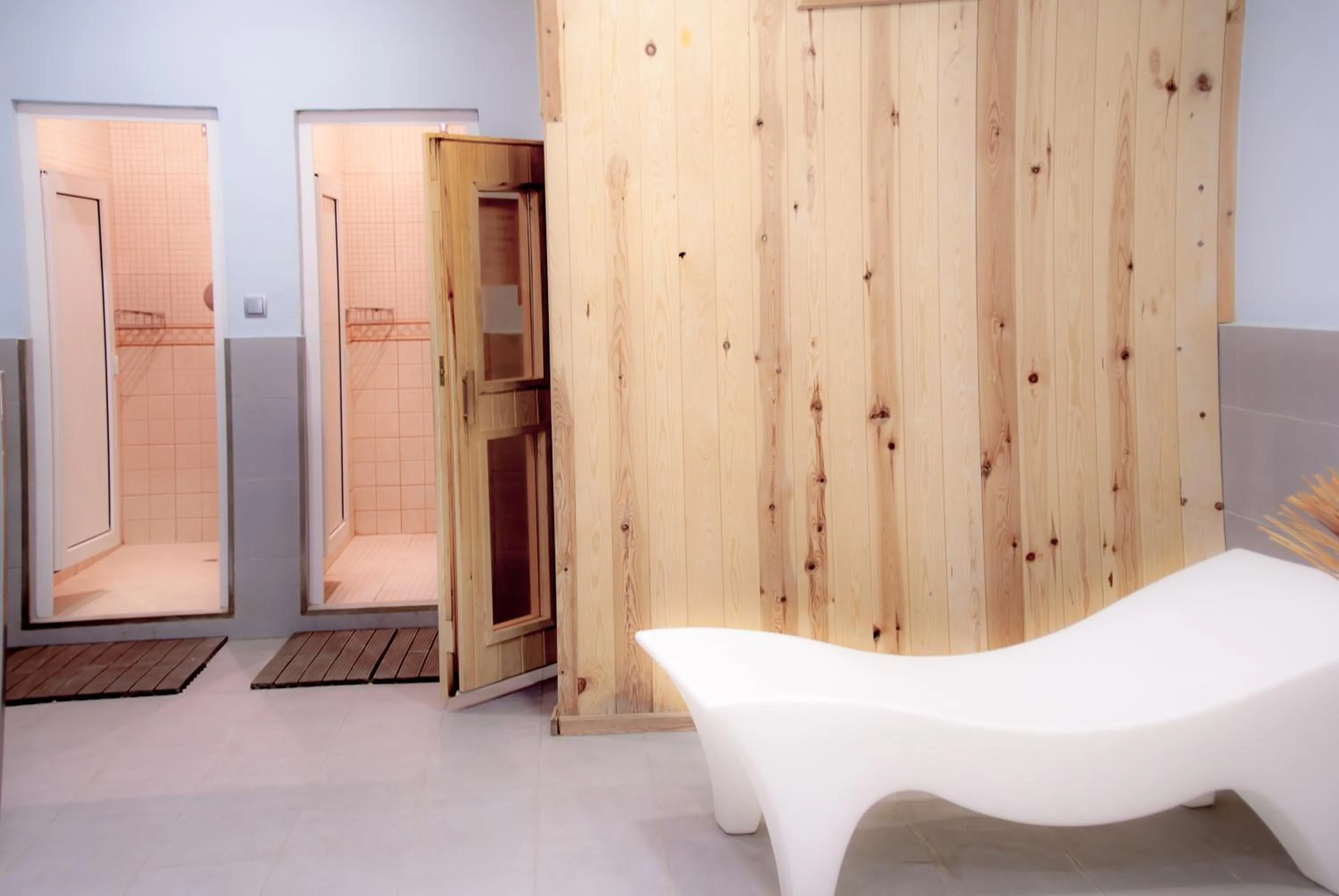 Sauna, Bed in Ona Ogisaka Garden