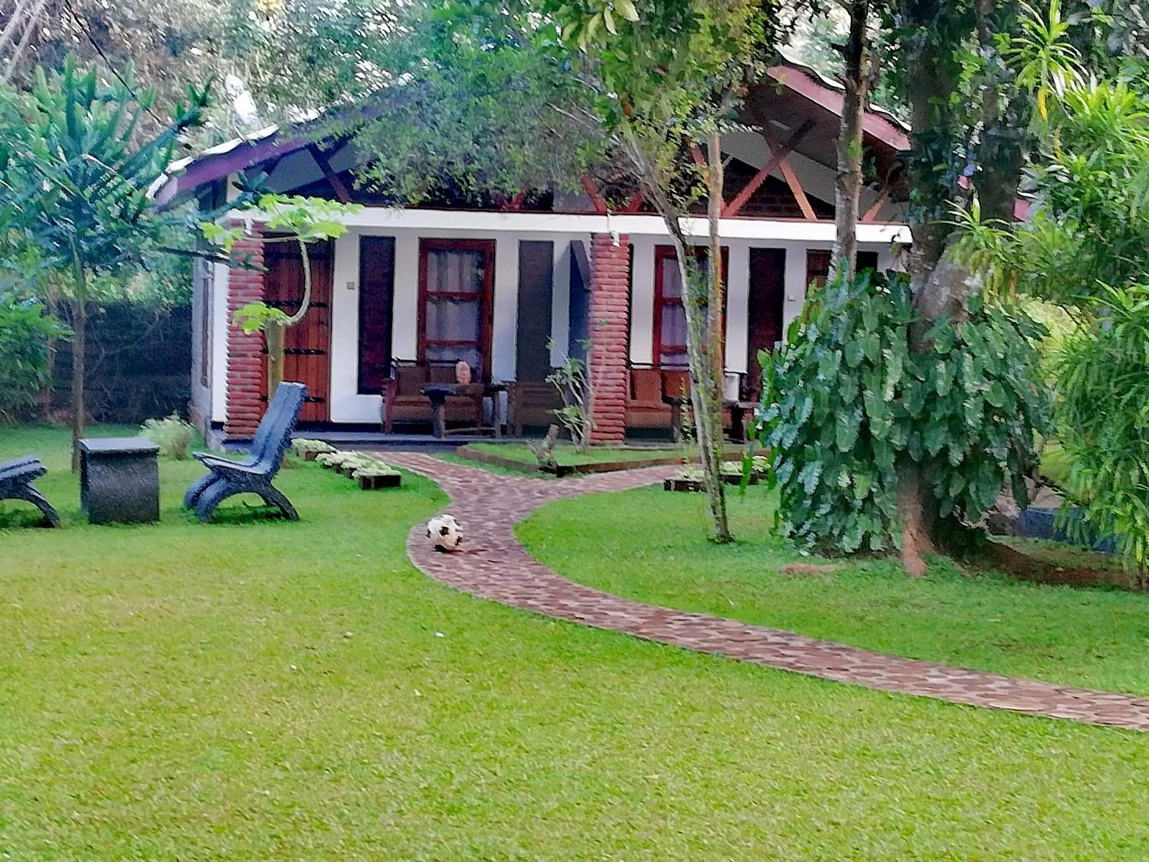 Property Building in Green Cottage