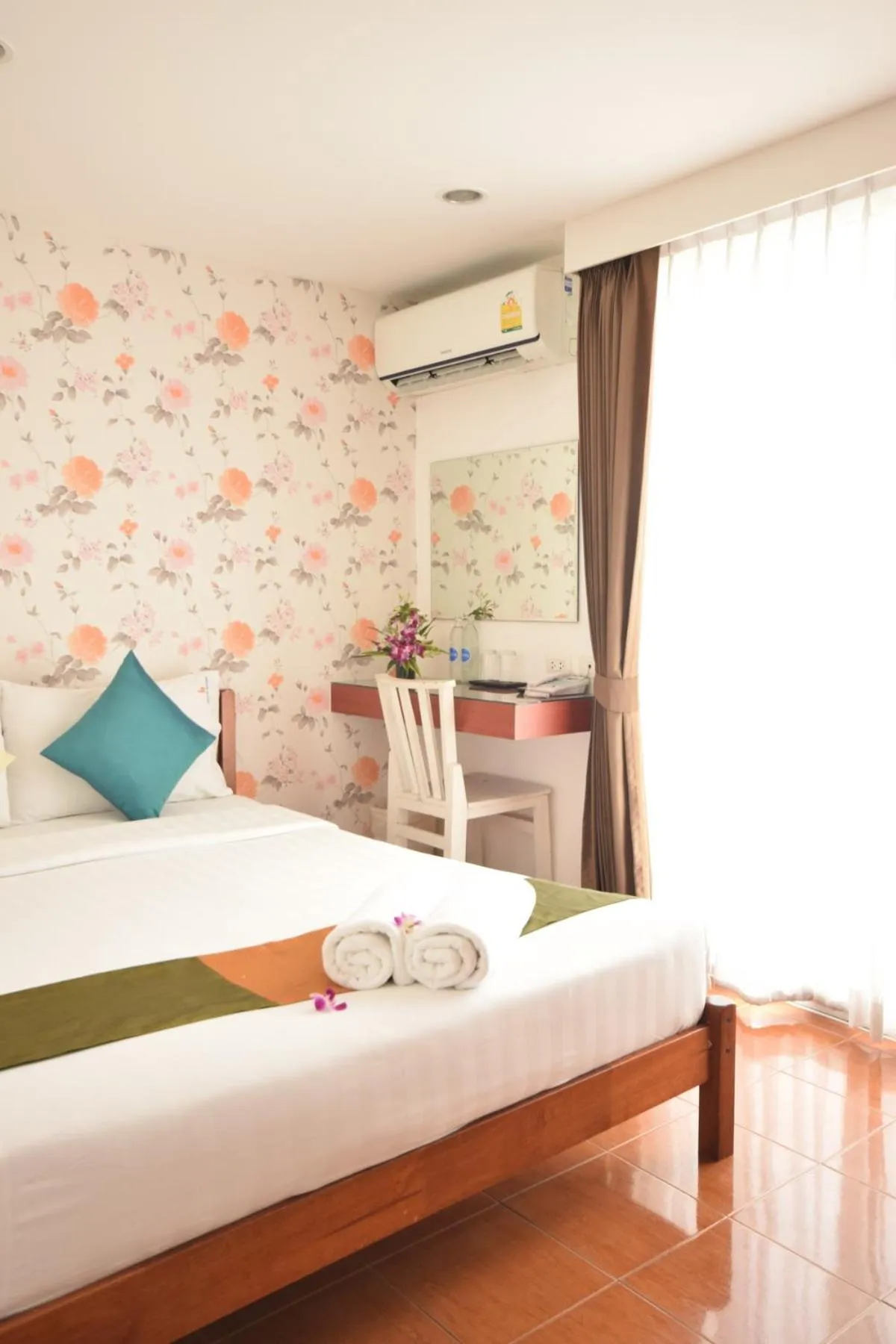 Bed in Blissotel Ratchada