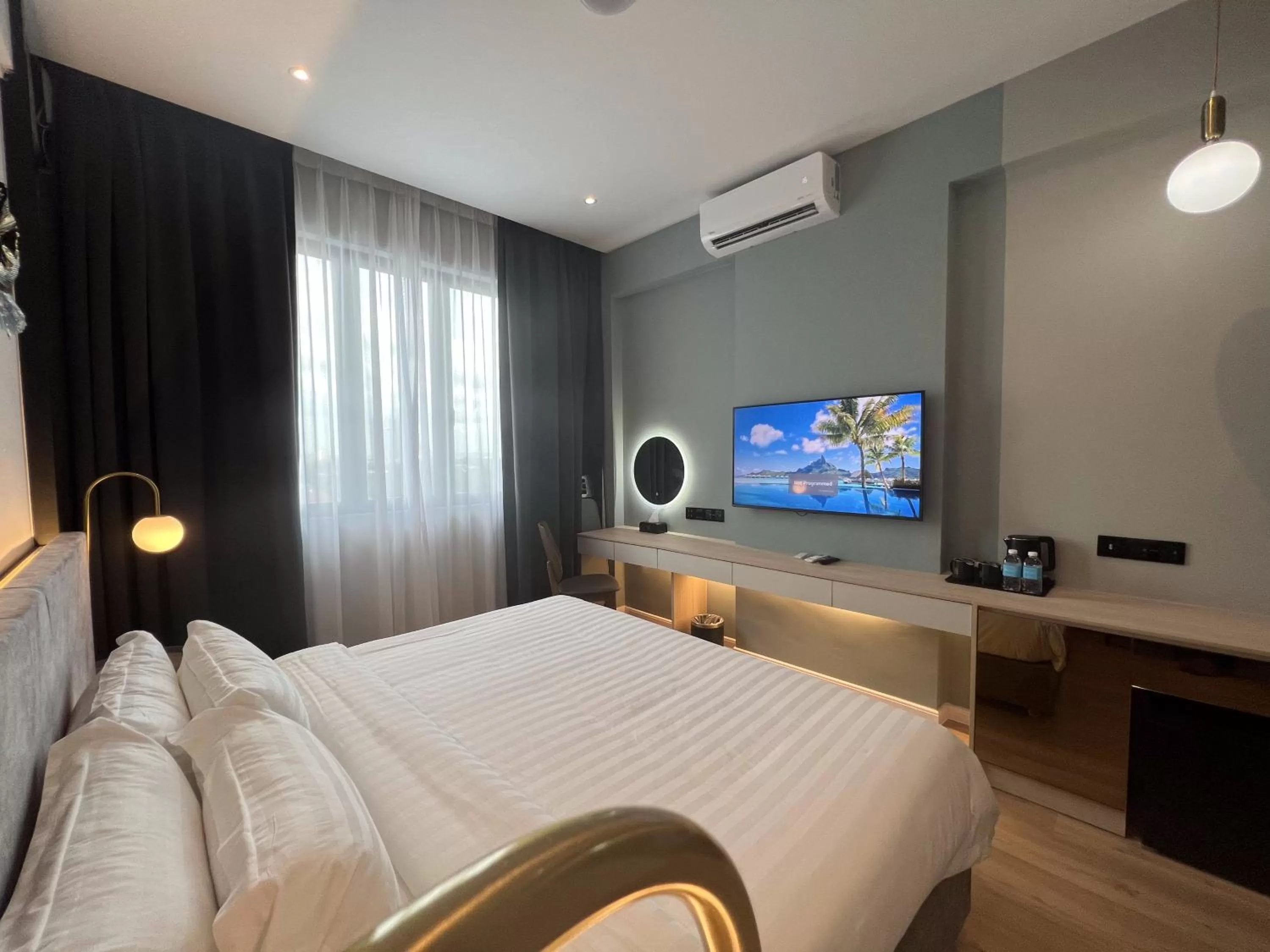 Bedroom, Bed in FUHOTEL