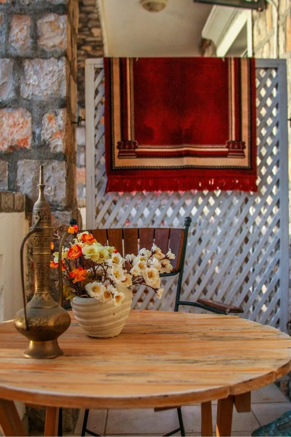 Photo of the whole room, Dining Area in Villa Dulcinea