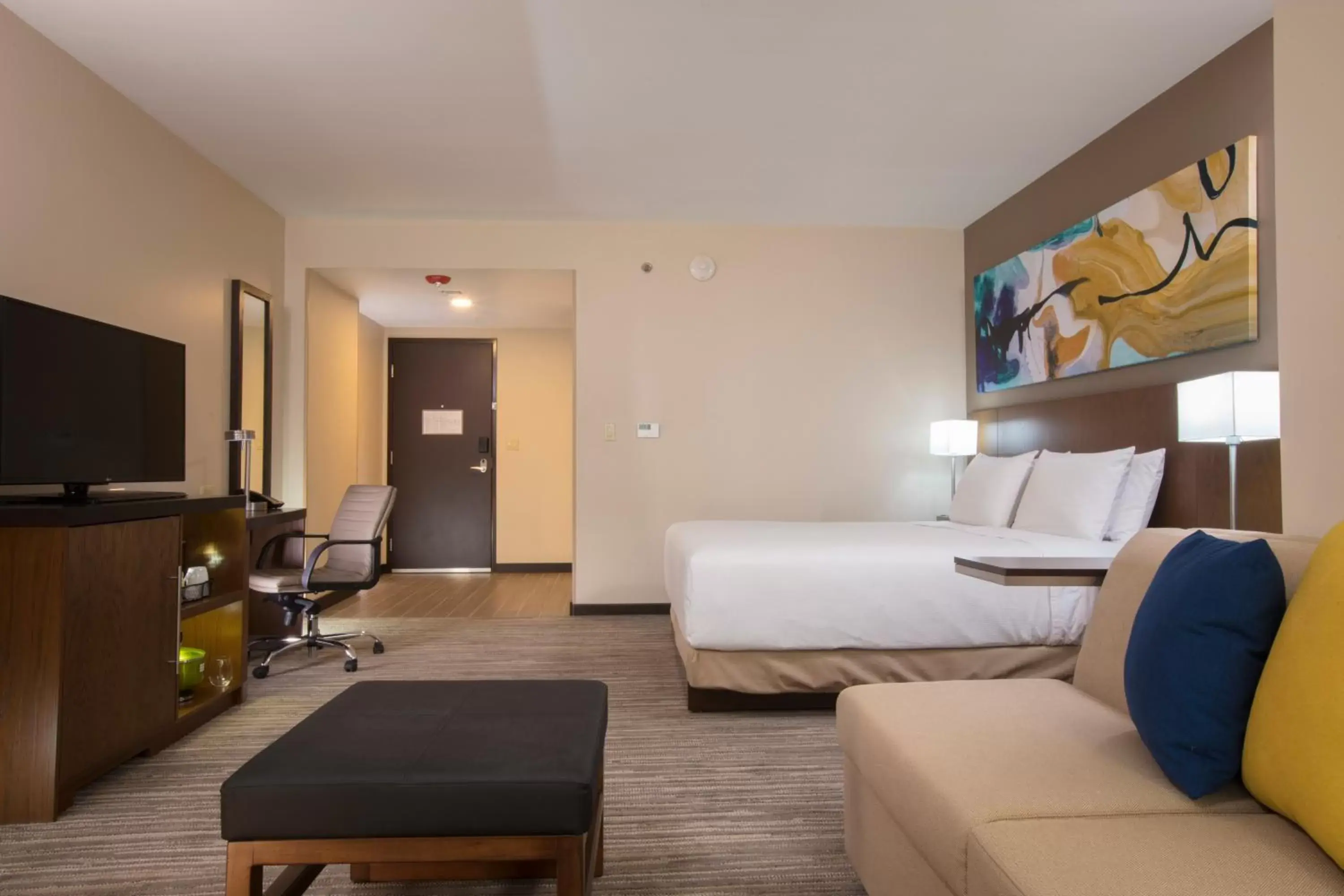 King Room with Sofa Bed - High Floor in Hyatt Place Aguascalientes Bonaterra King Room with Sofa Bed - High Floor in Hyatt Place Aguascalientes Bonaterra