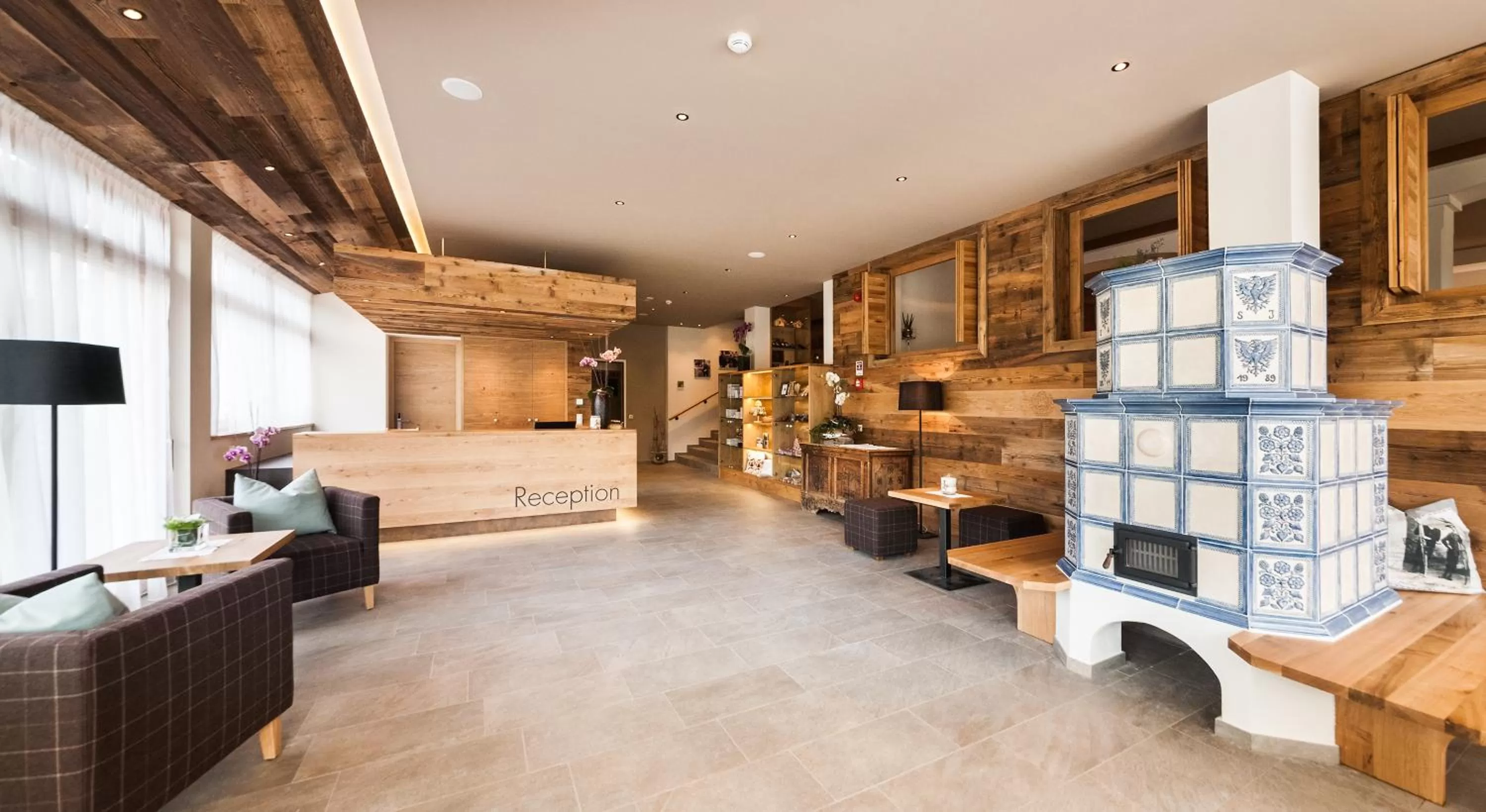 Lobby or reception in Autentis