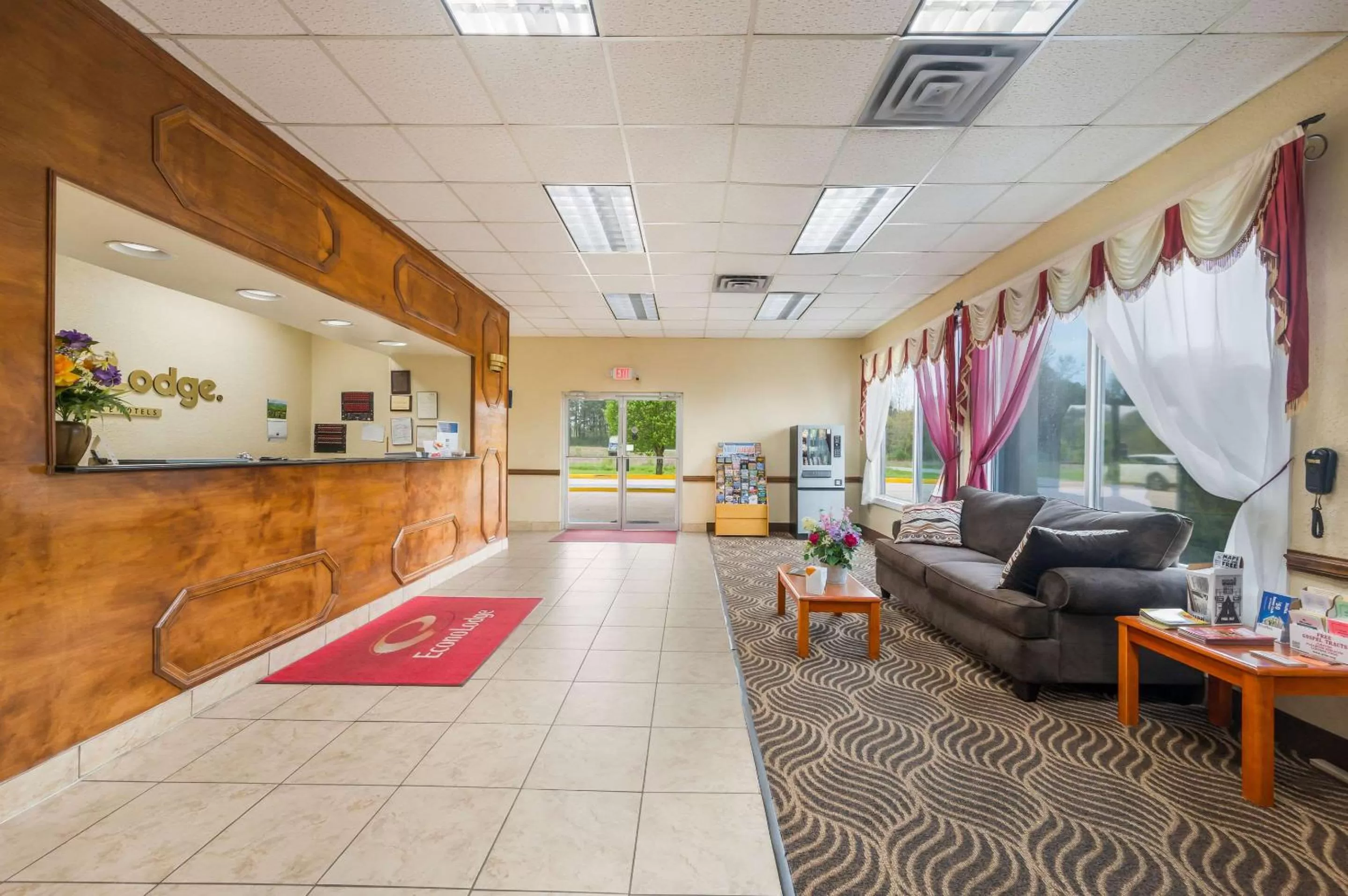 Lobby or reception in Econo Lodge Cullman South