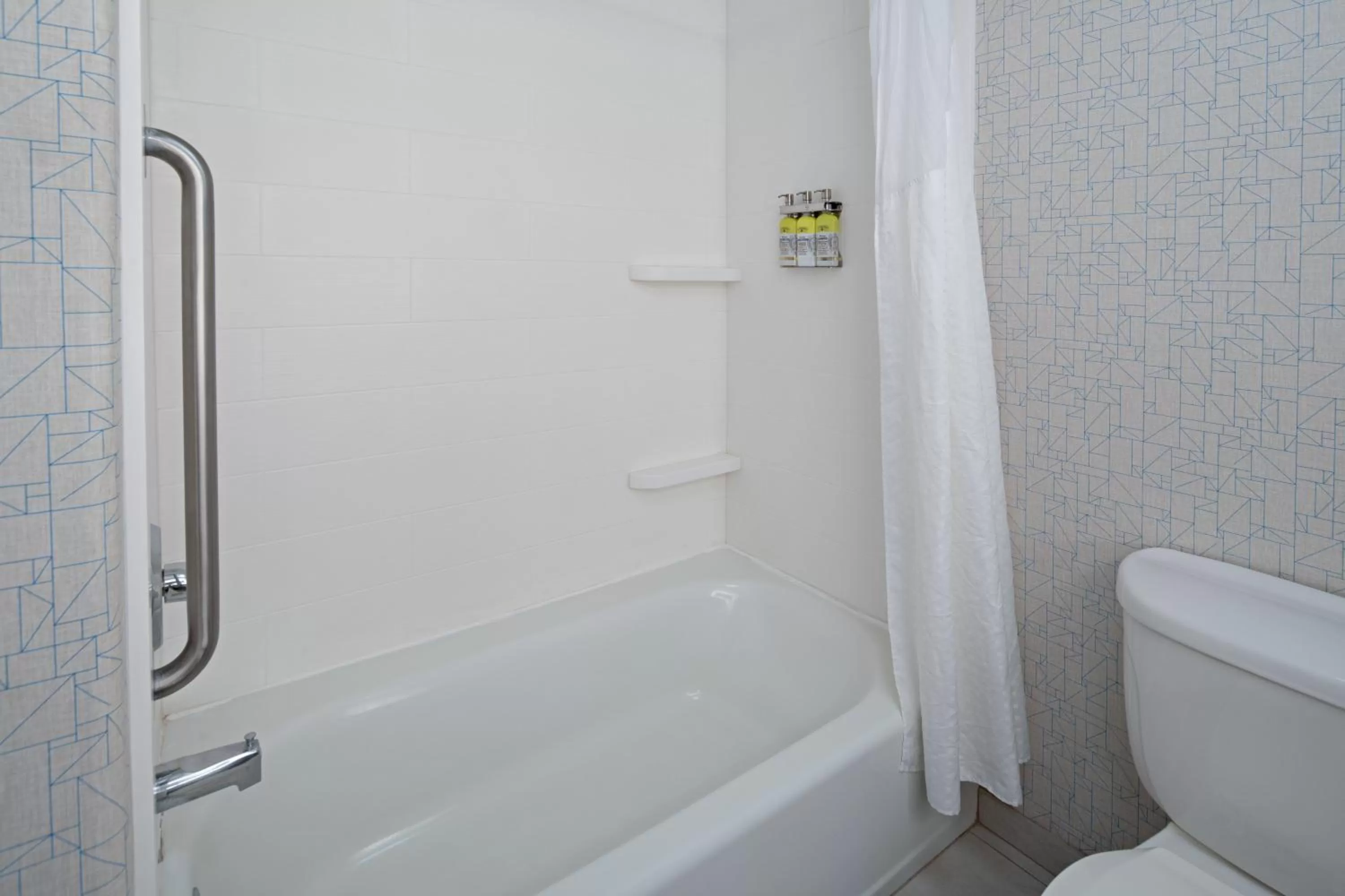 Bathroom in Holiday Inn Express Fresno South by IHG