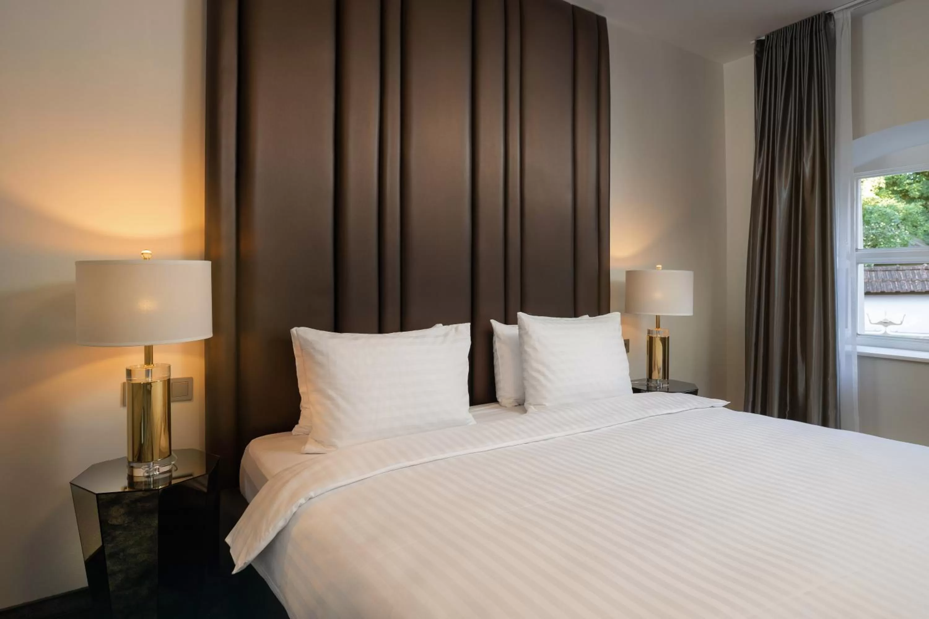 Bed in St Palace Hotel