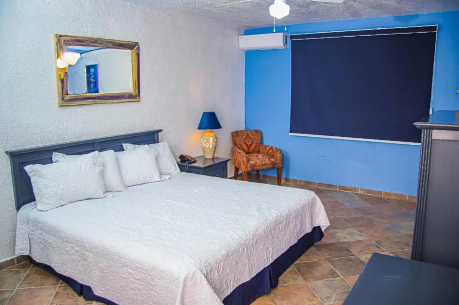 Standard King Room in Playa Inn Rocky Point