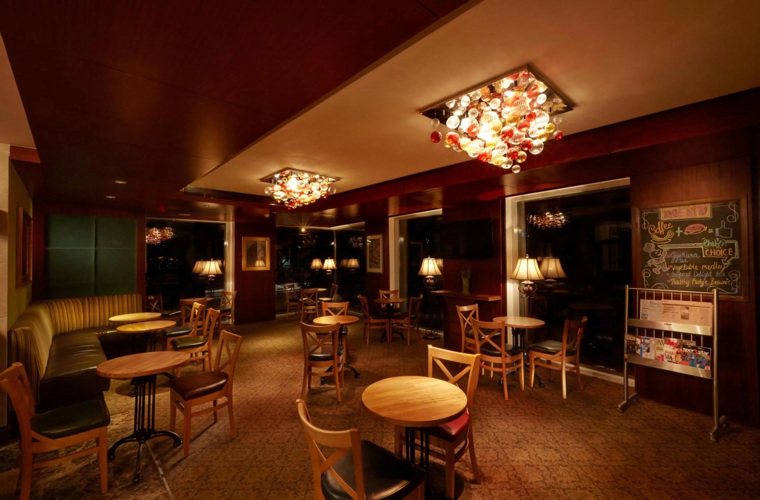 Dining area in Hablis Chennai