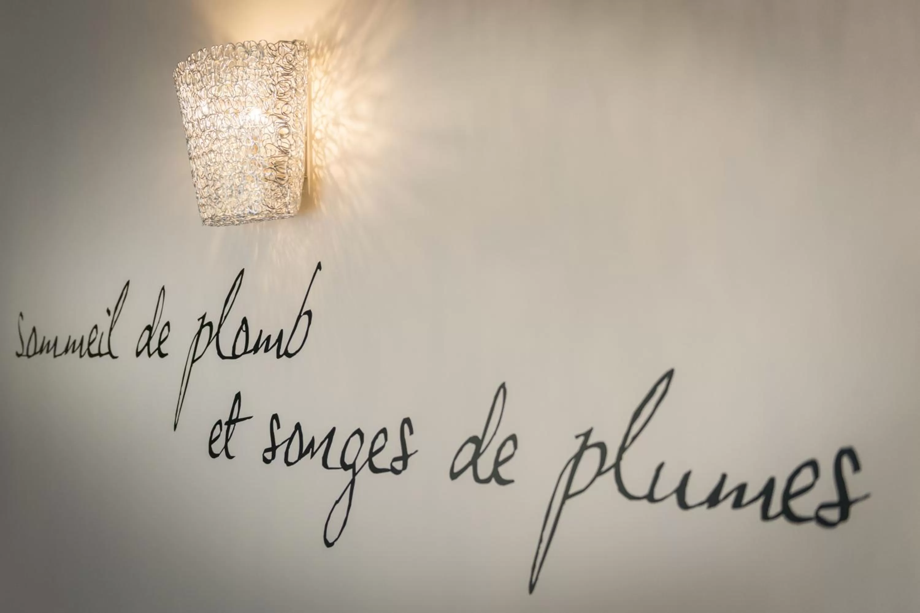 Decorative detail in Le Bon Hôtel