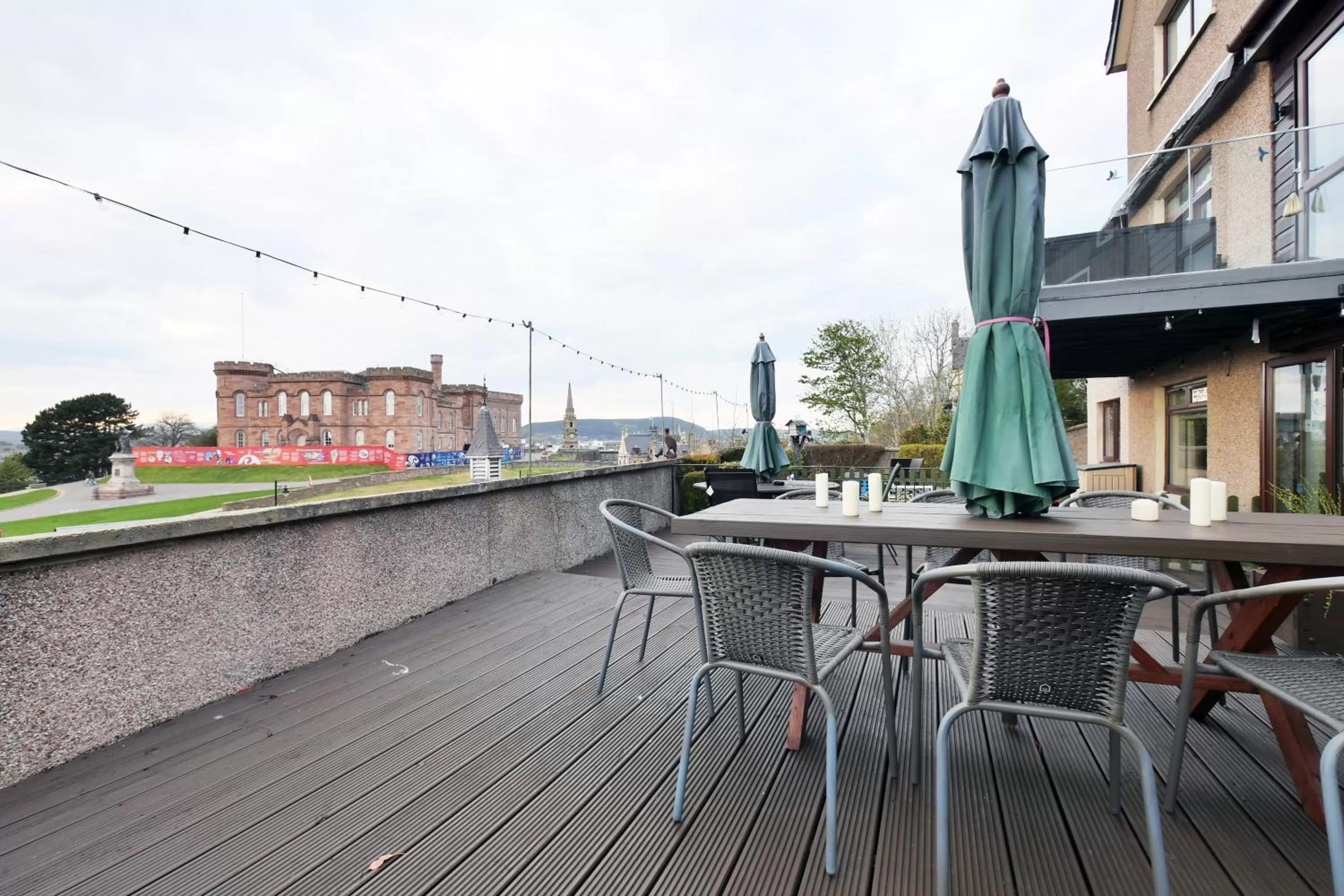 Restaurant/places to eat in Ardentorrie Guest House