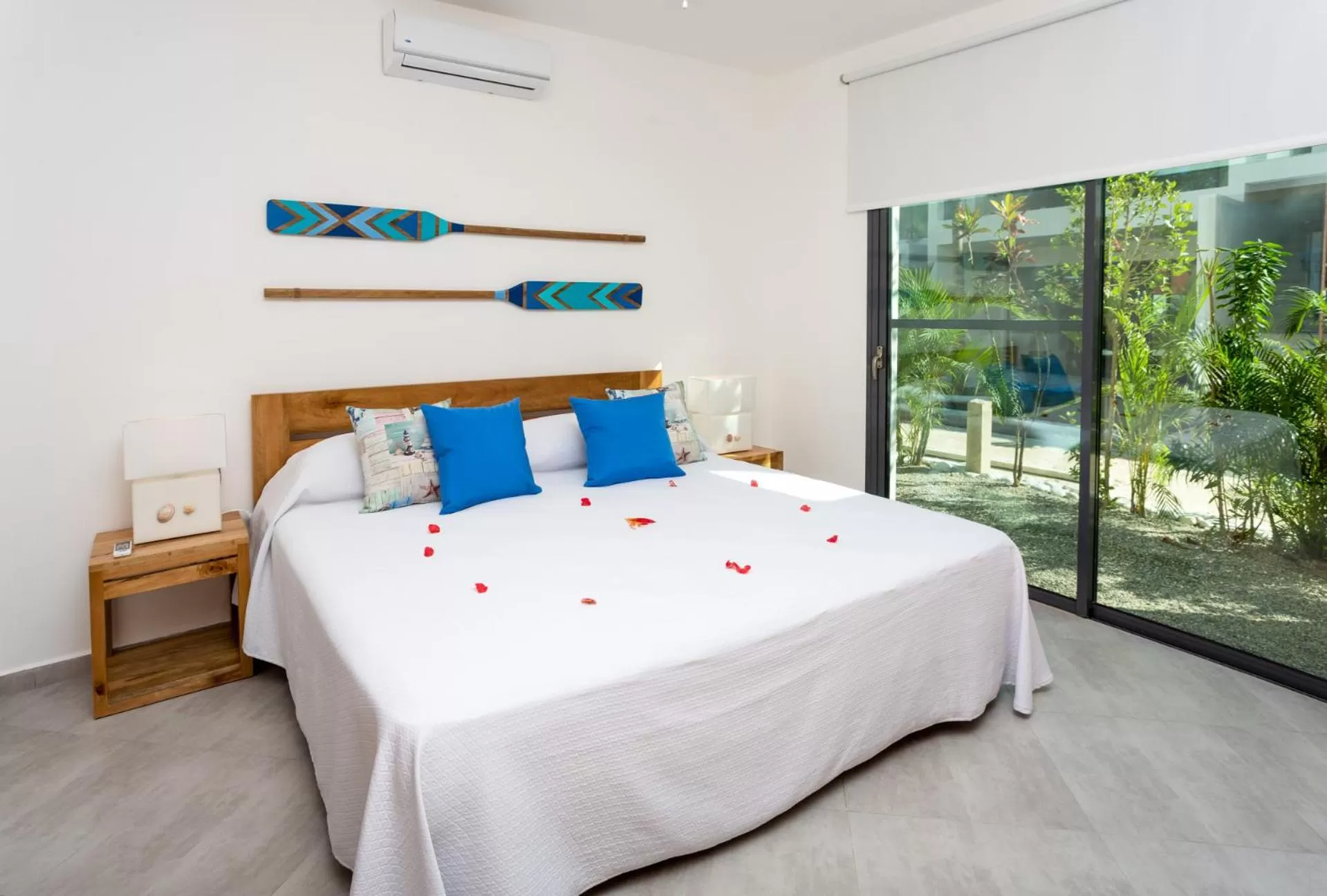 Bedroom, Bed in Louisa Aparthotel