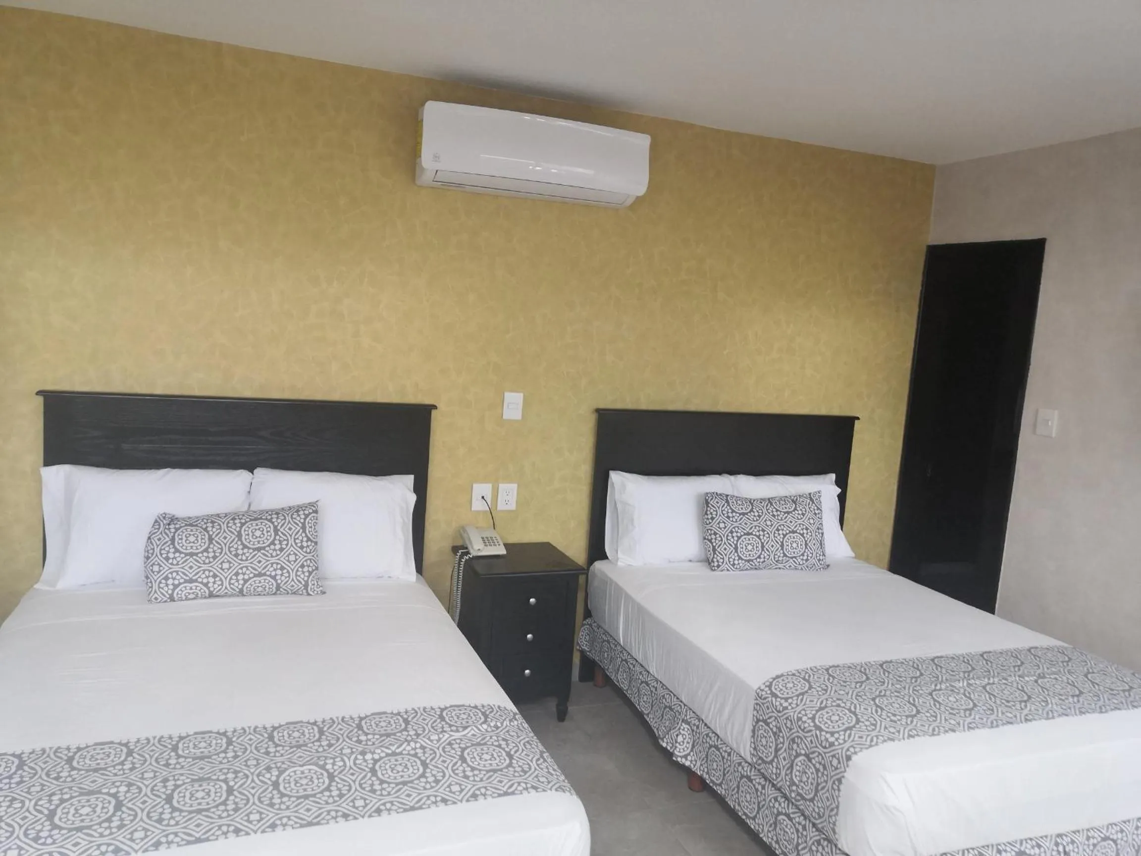 Bed in Hotel Costa Verde