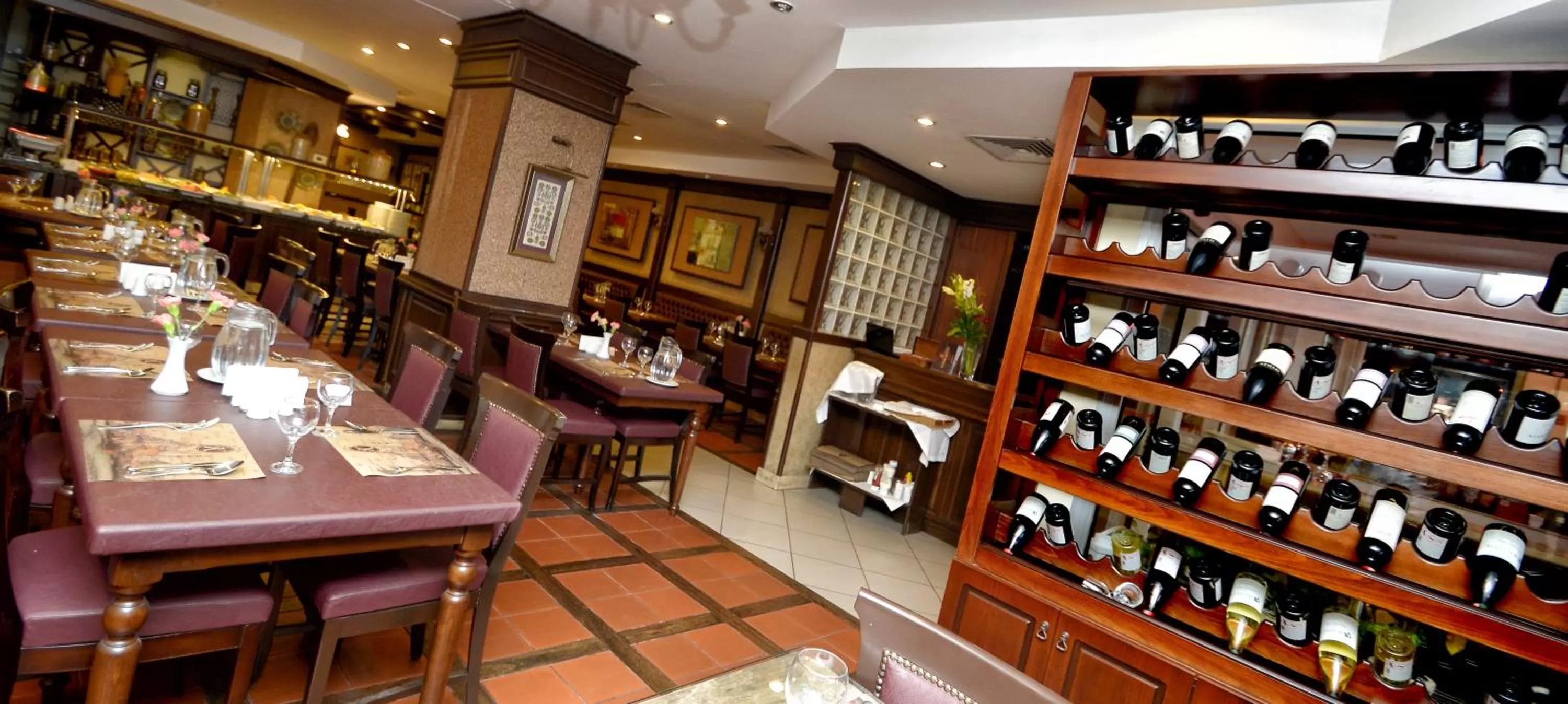 Restaurant/places to eat in Karaca Hotel