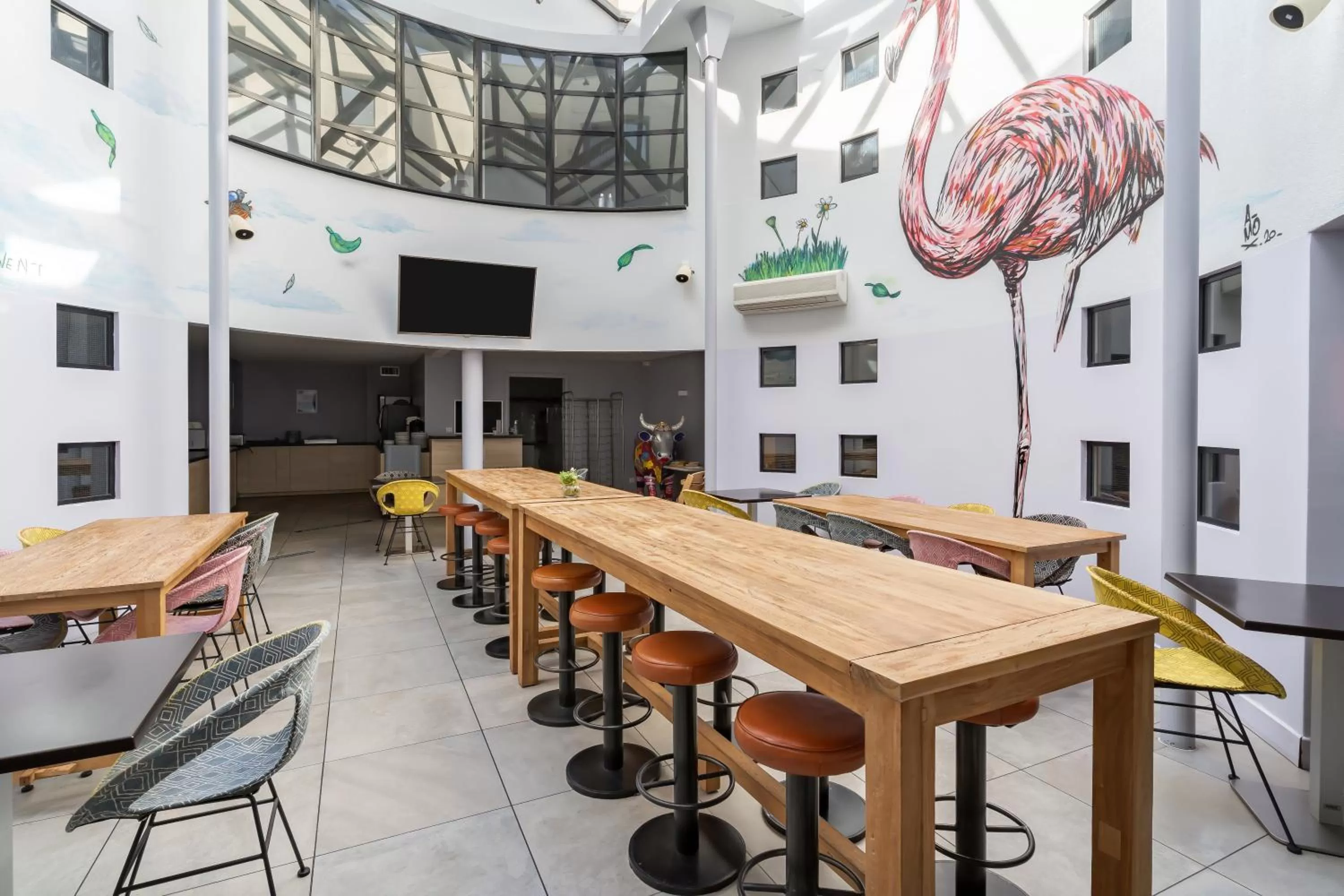 Restaurant/places to eat in Victoria Garden Bordeaux Centre