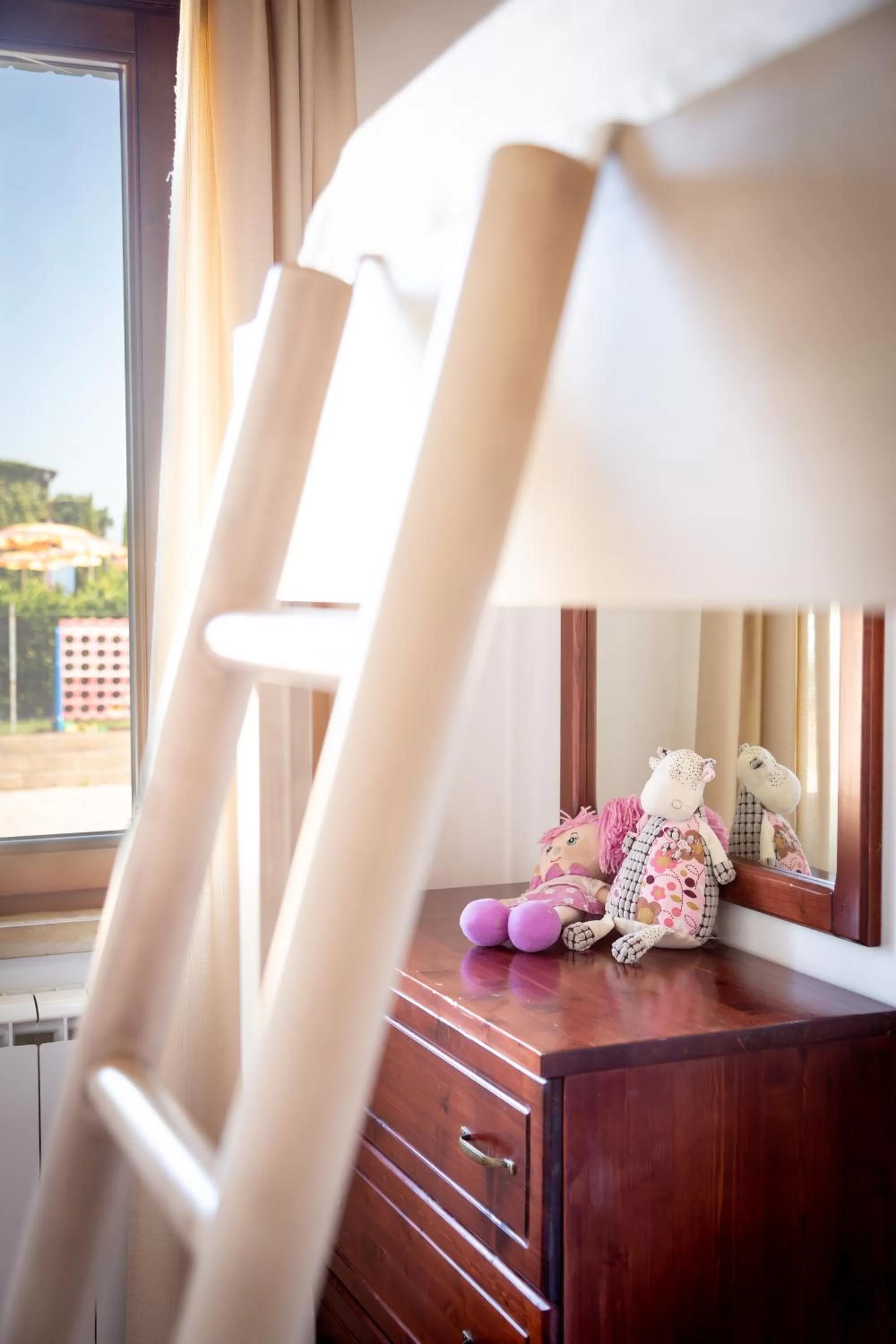 young children, Bed in Borgo Verde