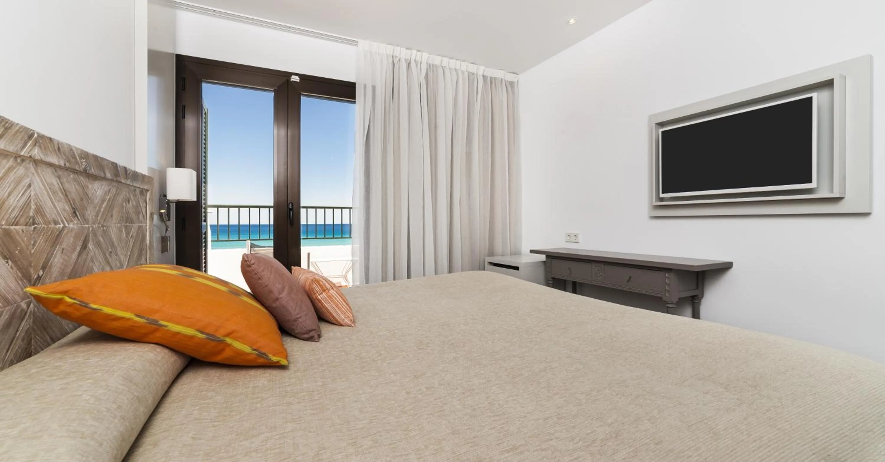 TV and multimedia, Bed in Hoposa Niu