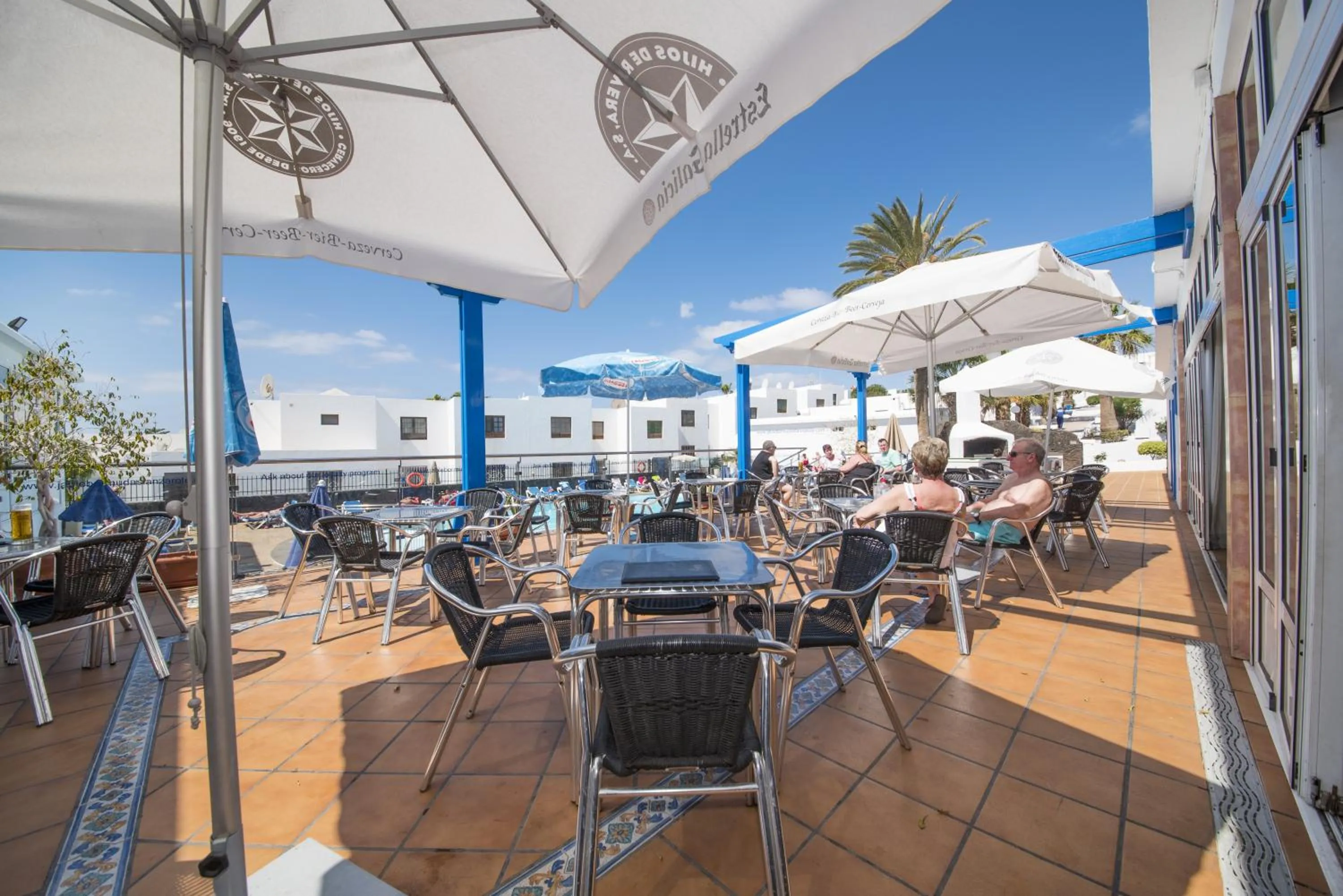 Restaurant/places to eat in Apartamentos Jable Bermudas