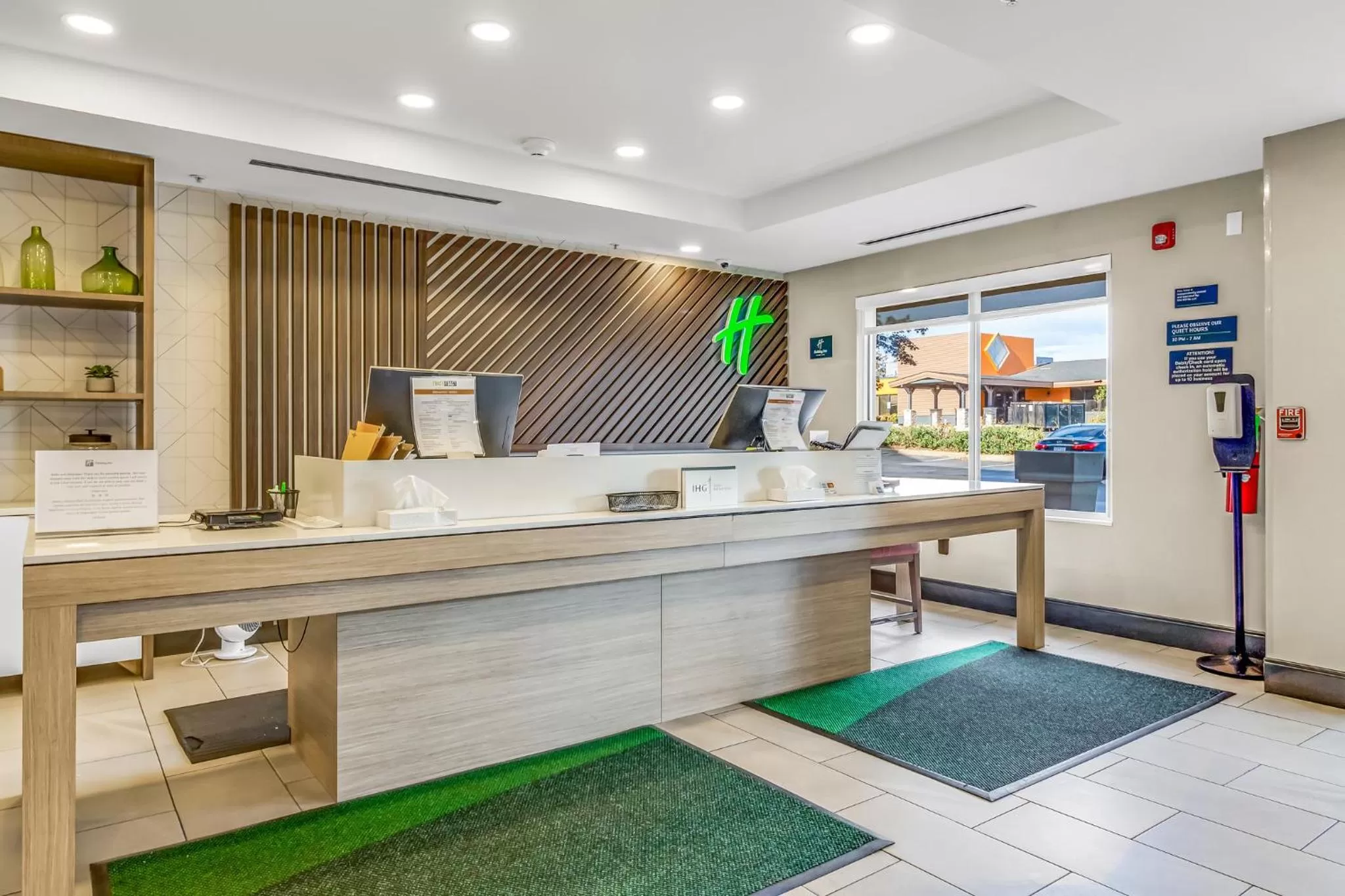 Property building in Holiday Inn Spartanburg Northwest