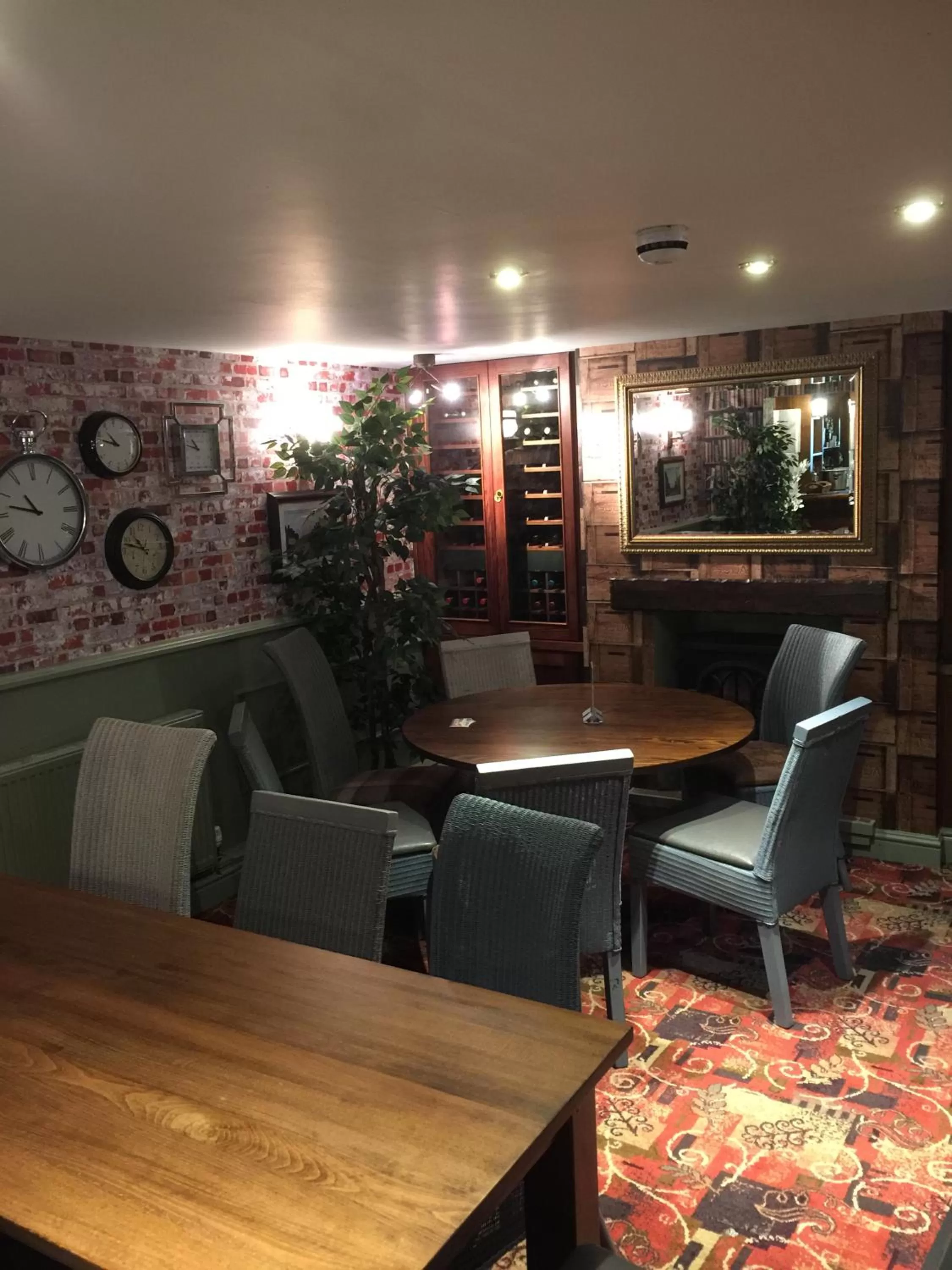 Restaurant/places to eat in The Talbot Hotel