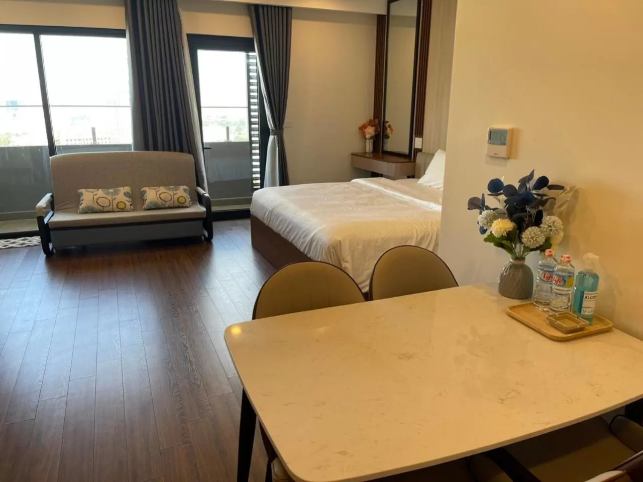 Bedroom, Bed in FLC Sea Tower Quy Nhơn - Homostay