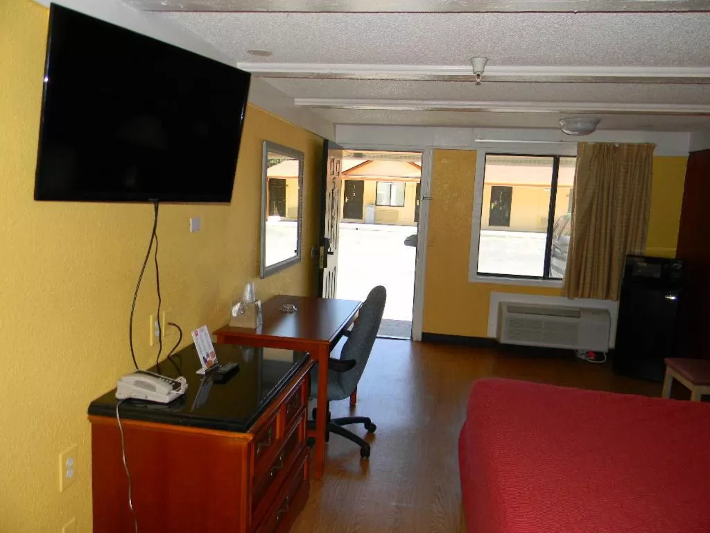 TV and multimedia in SleepWell Stockbridge