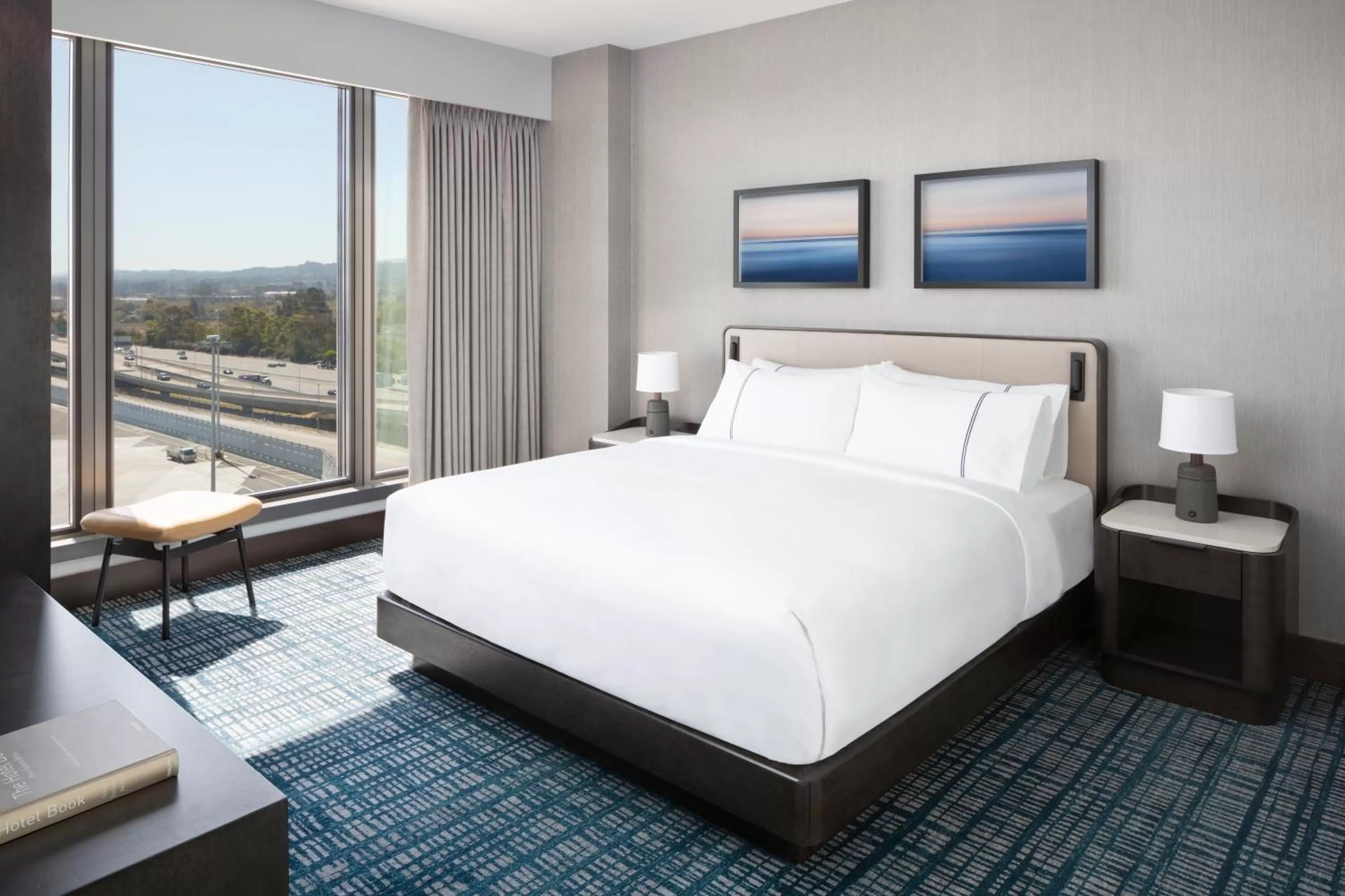 Grand King Suite with Accessible Tub in Grand Hyatt at SFO