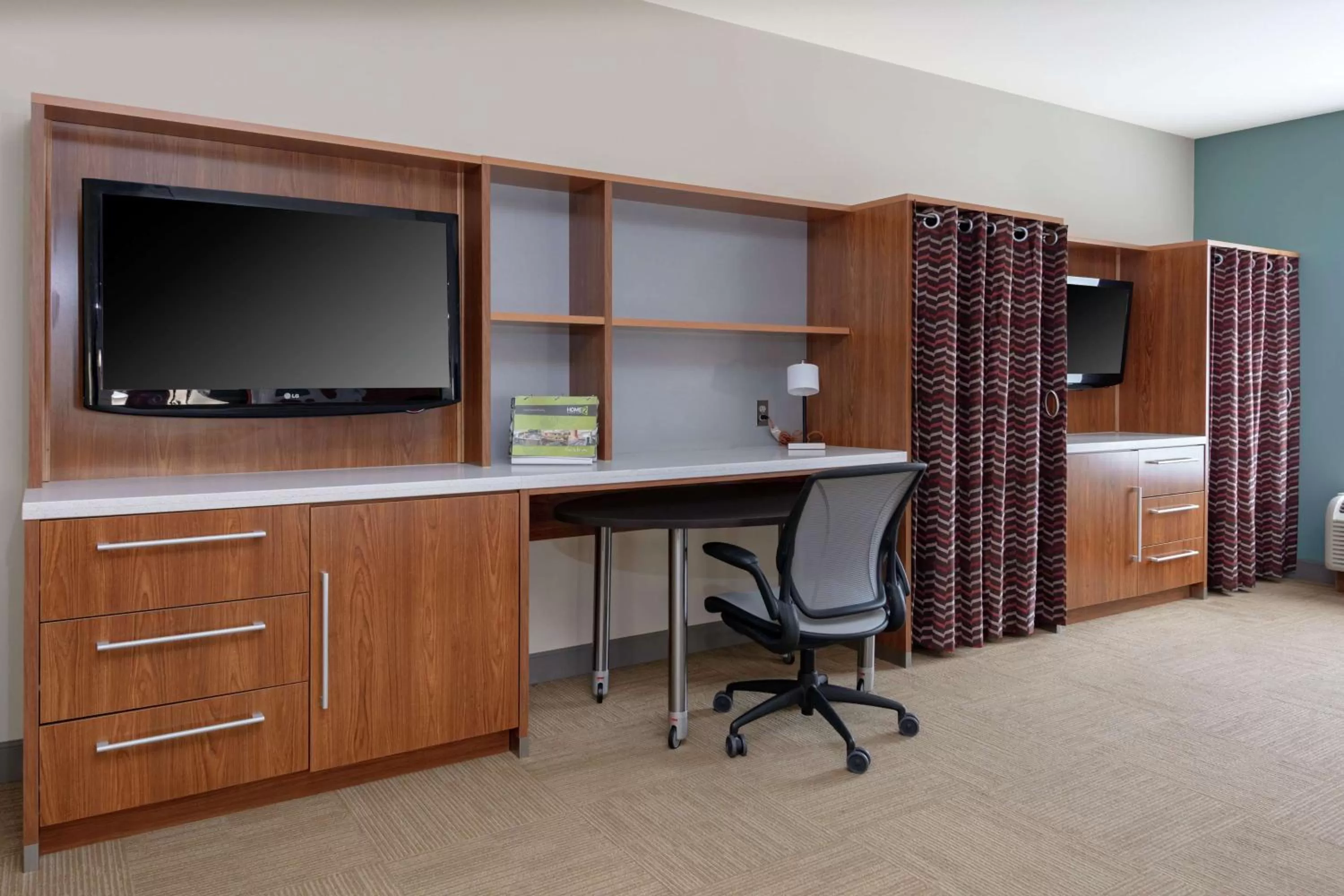 Queen Studio - Hearing Accessible/Non-Smoking in Home2 Suites by Hilton Fayetteville, NC