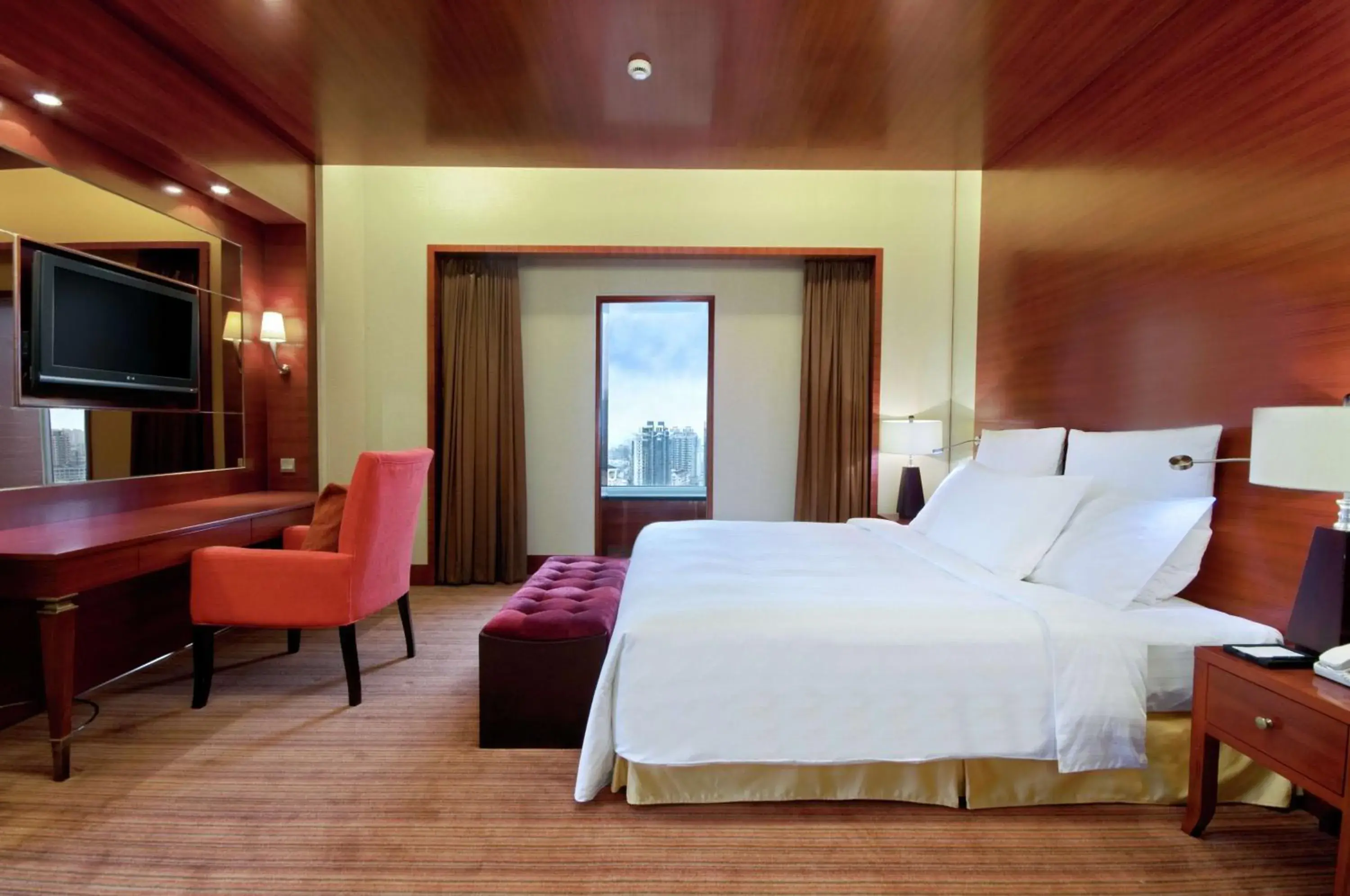 Deluxe King Suite in Hilton Hefei Deluxe King Suite in Hilton Hefei