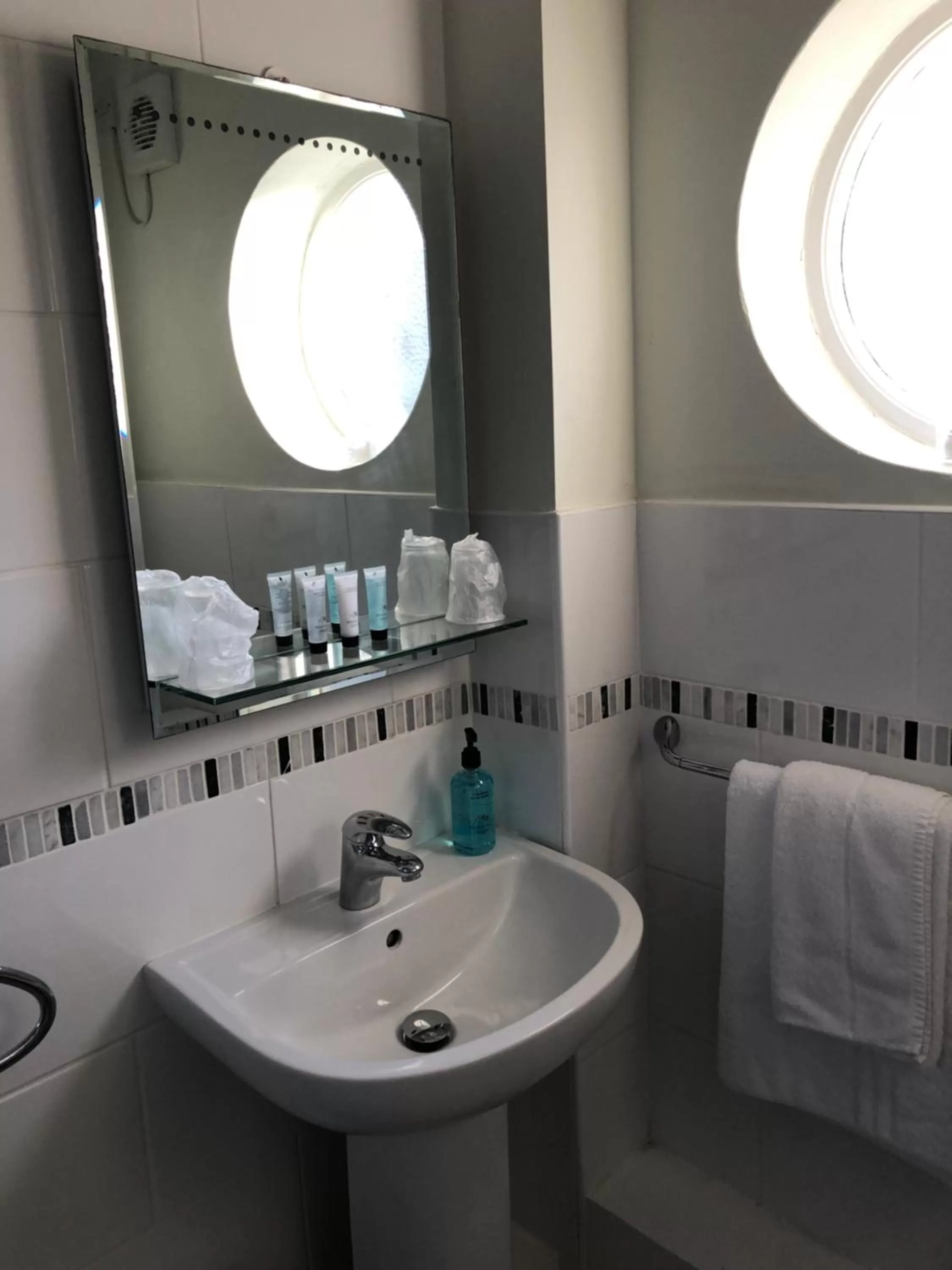 Bathroom in Websters Bed & Breakfast