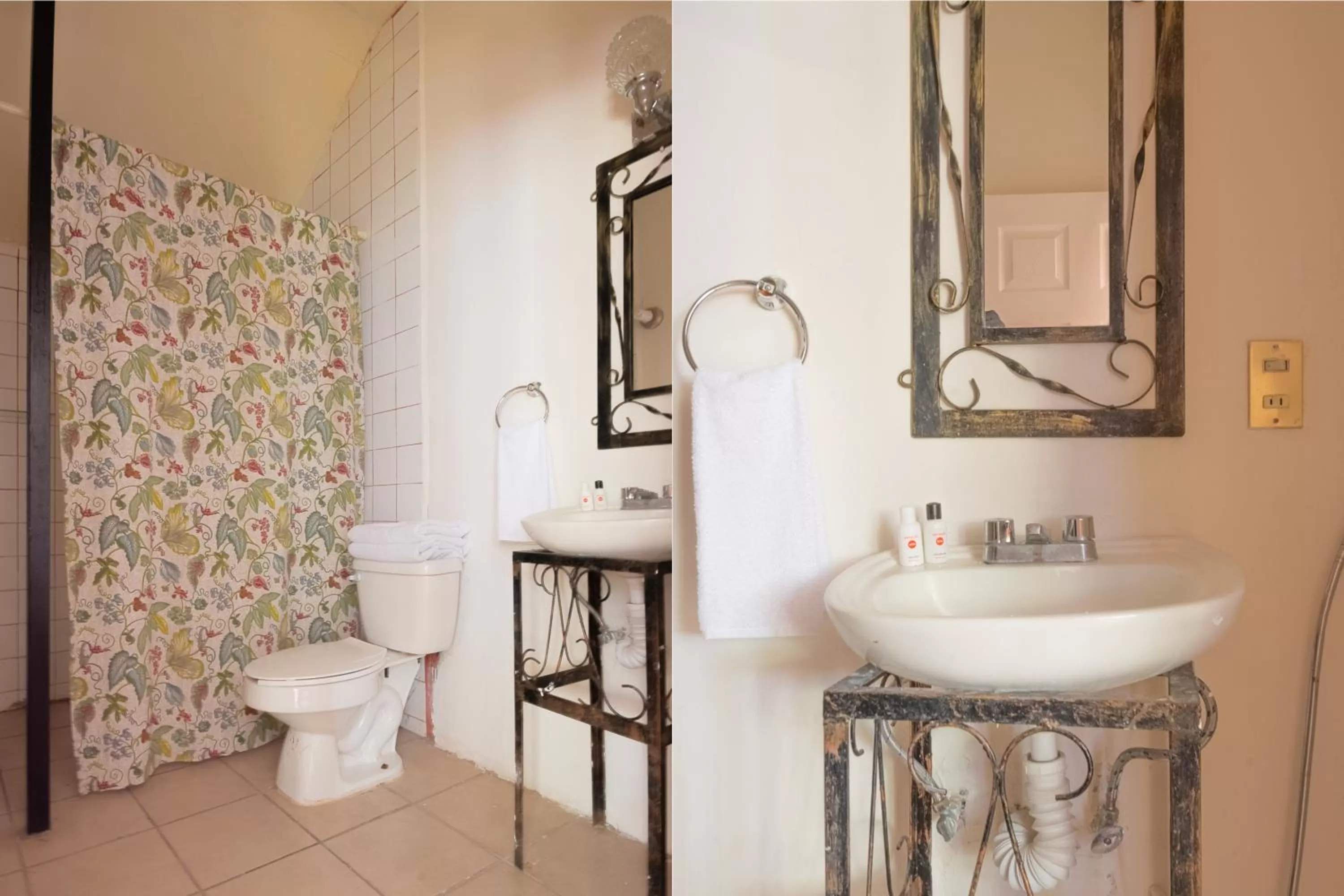 Bathroom in OYO Hotel Meson de la Concepcion