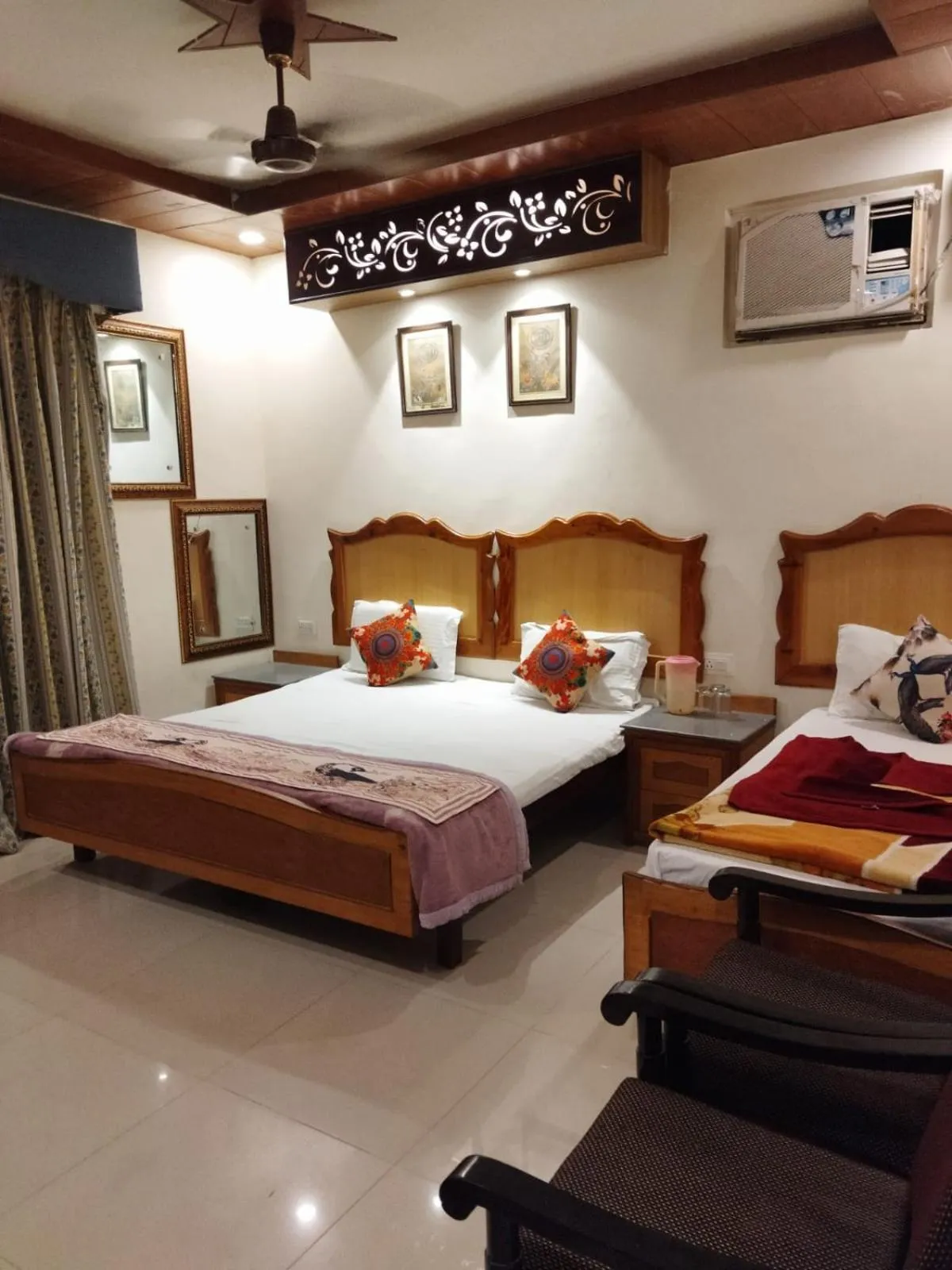 Bedroom, Bed in Sham Hotel