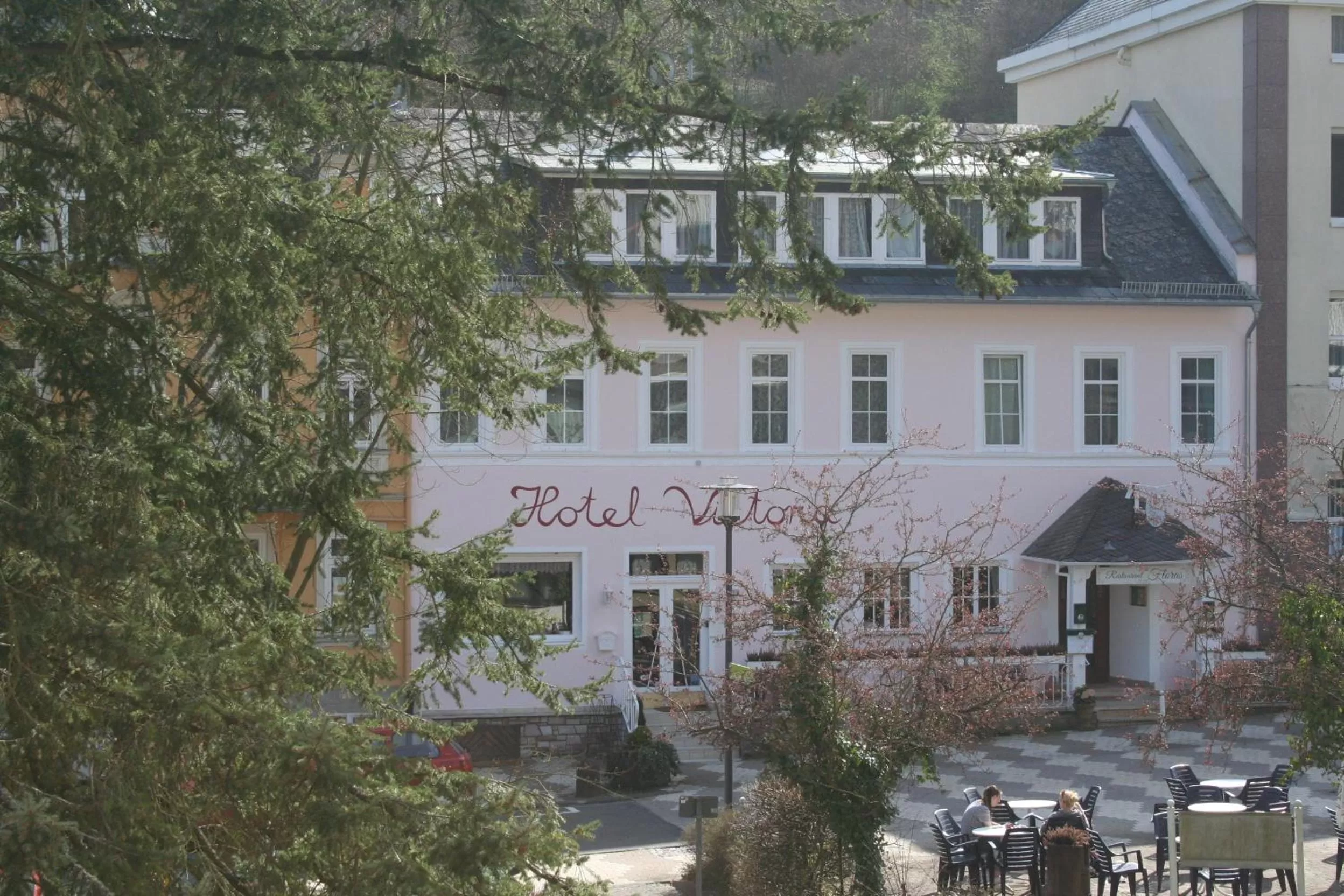 Property building in Hotel Victoria