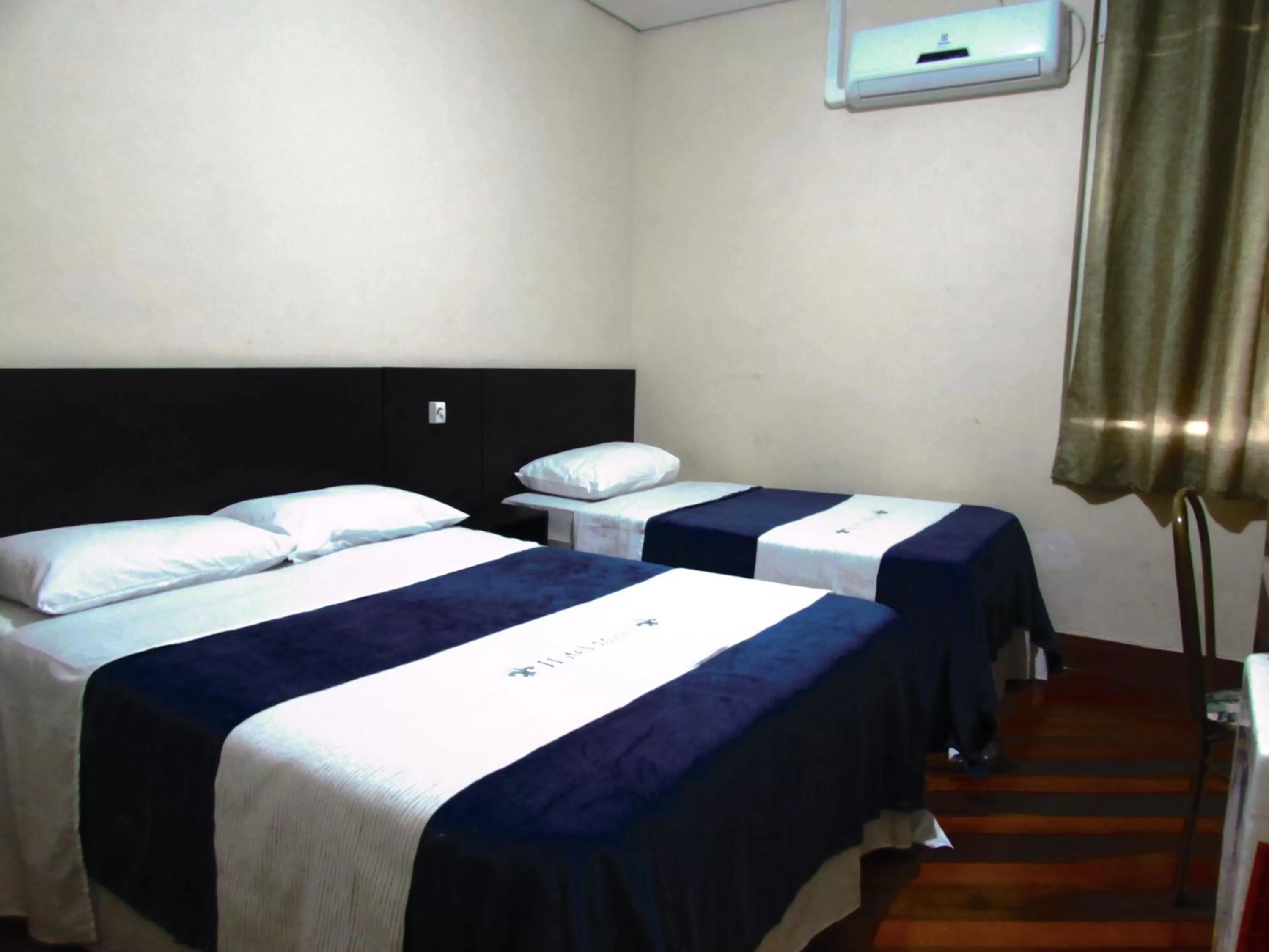 Bed in Hotel Minho -Próximo 25 Março , Brás e Bom Retiro