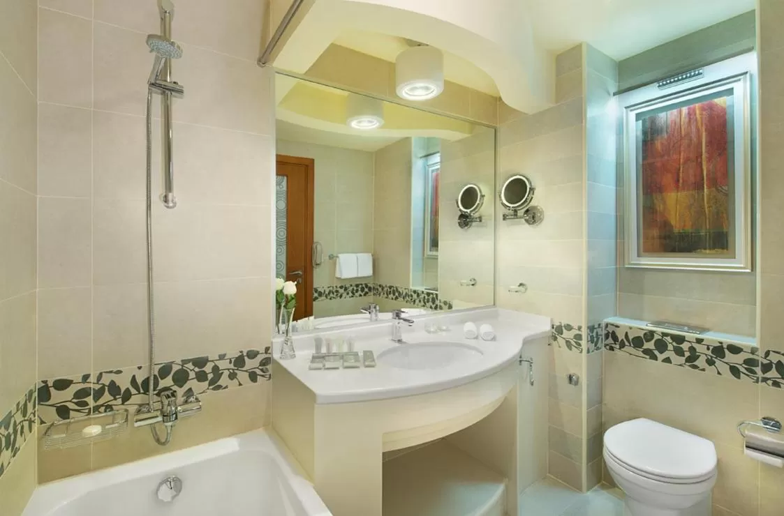 Bathroom in City Seasons Towers Hotel Bur Dubai
