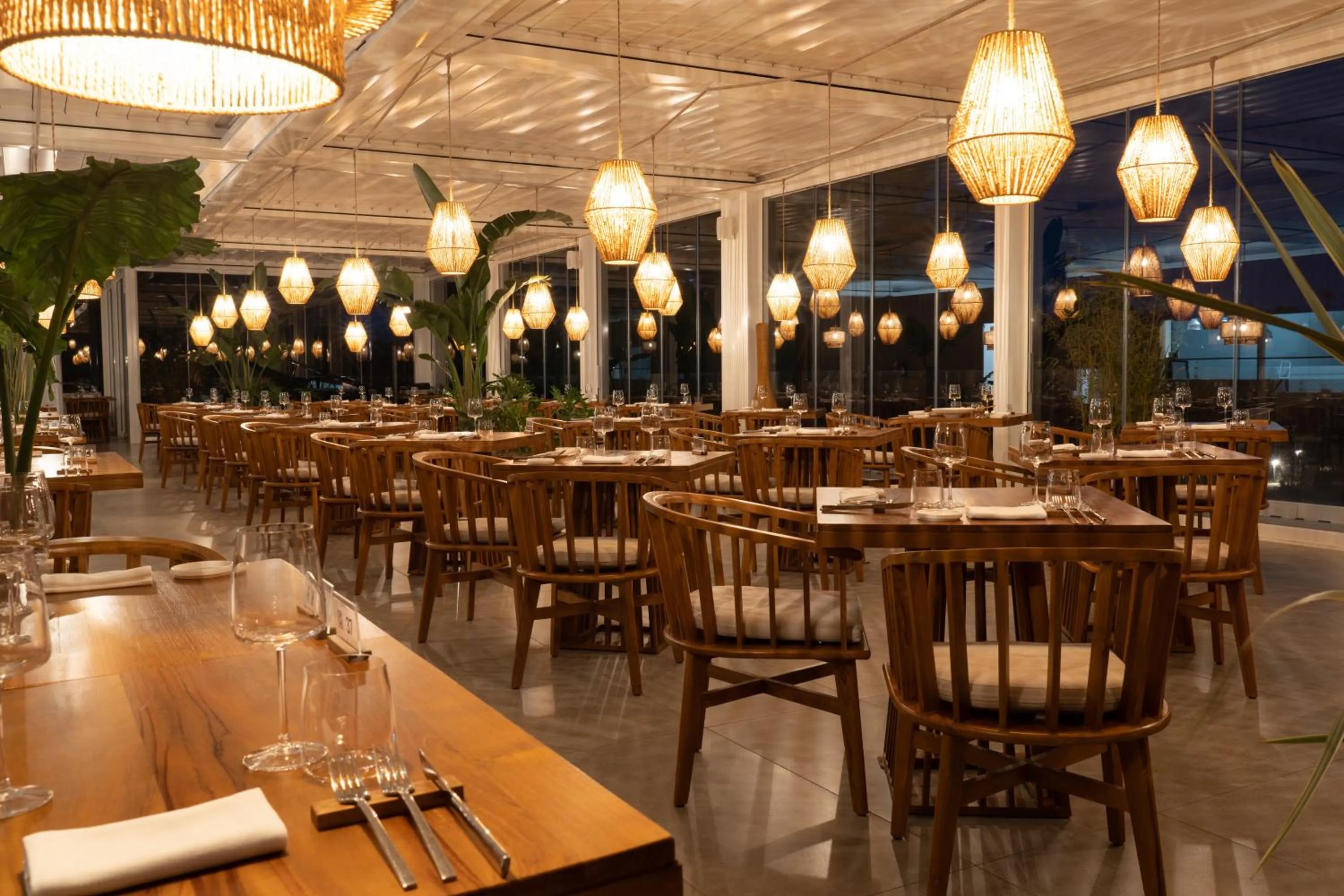 Restaurant/places to eat in Plana Resort & SPA