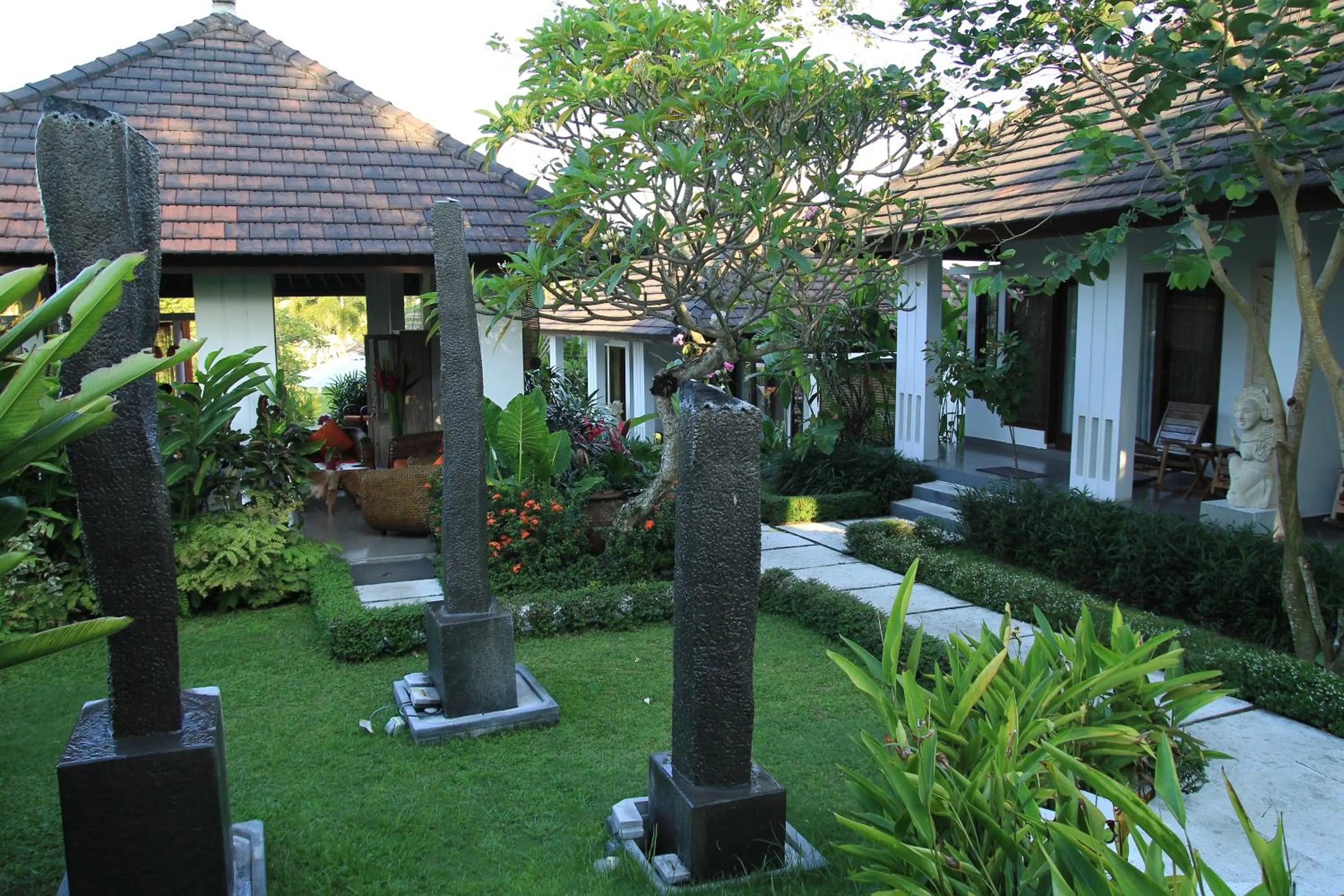 Garden in The Samara Villas & Restaurant