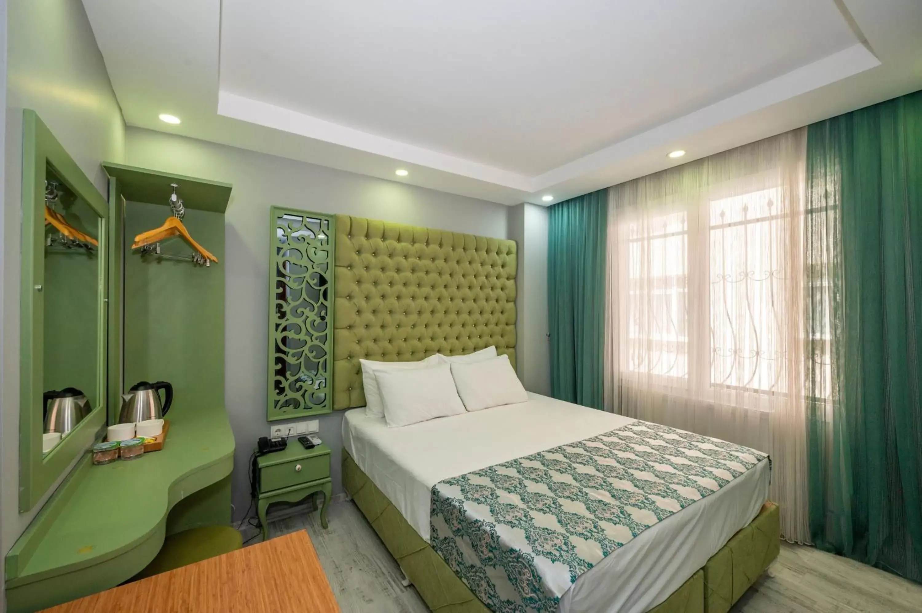 Deluxe Double Room in Green Garden Hotel Deluxe Double Room in Green Garden Hotel