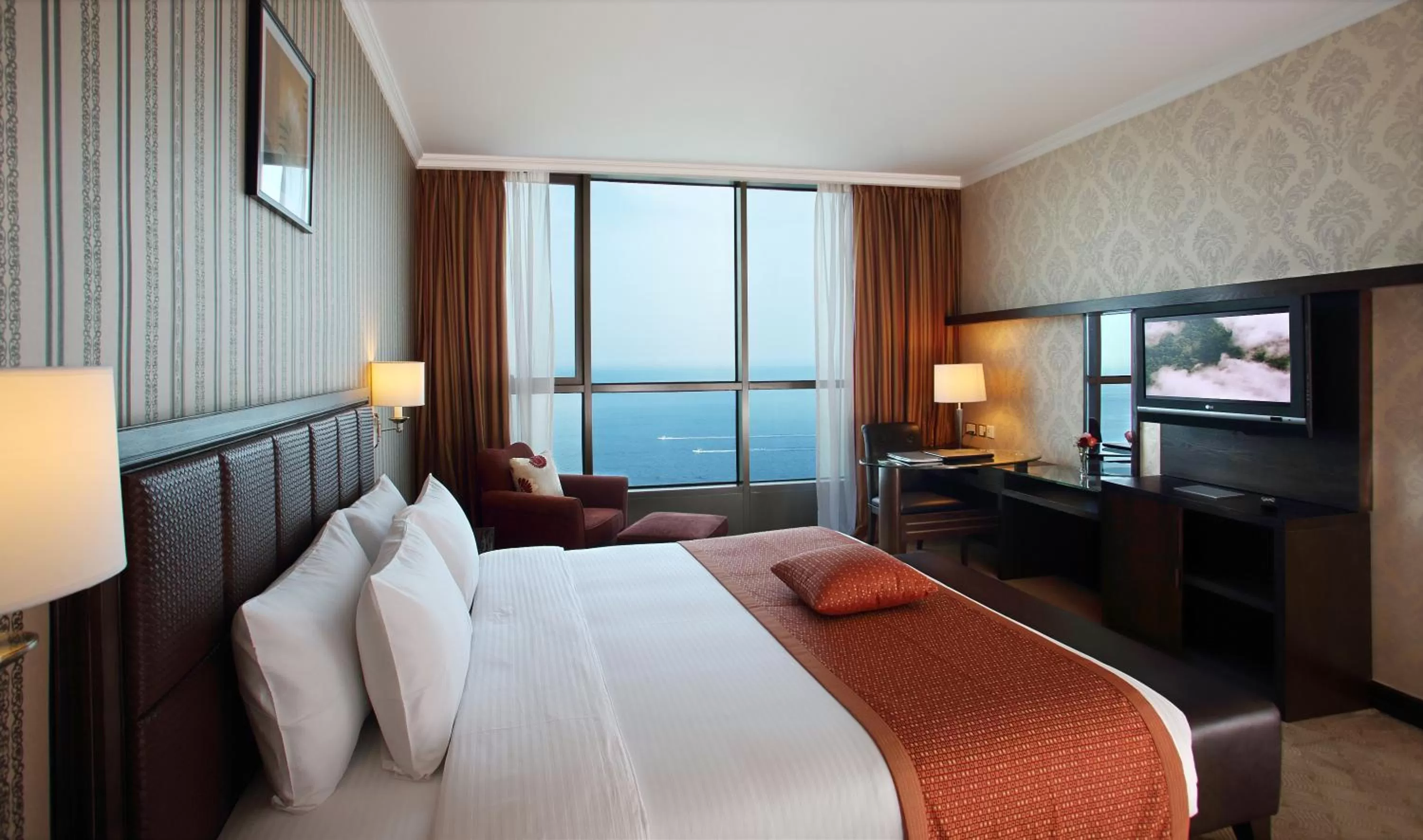 Bed in Kuwait Grand Hotel