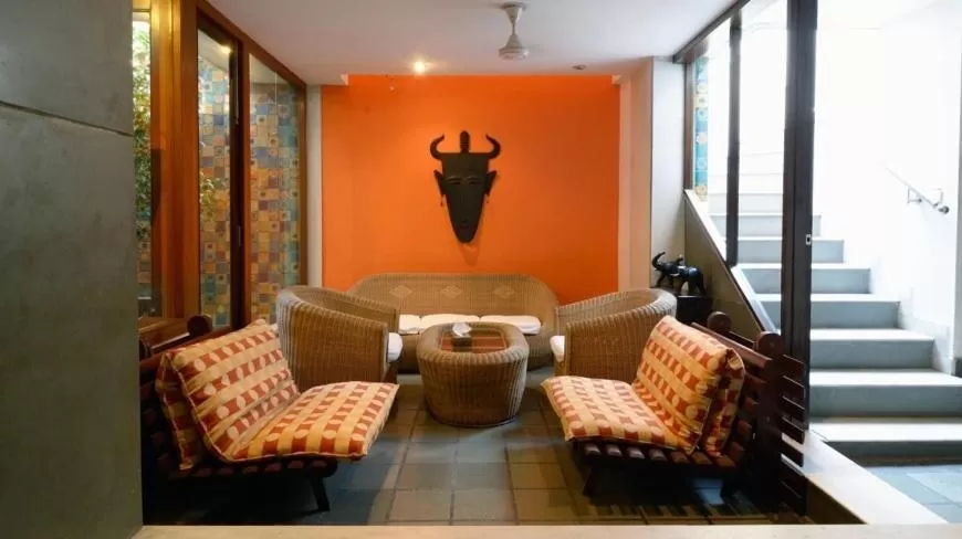 Day, Seating Area in B Nineteen