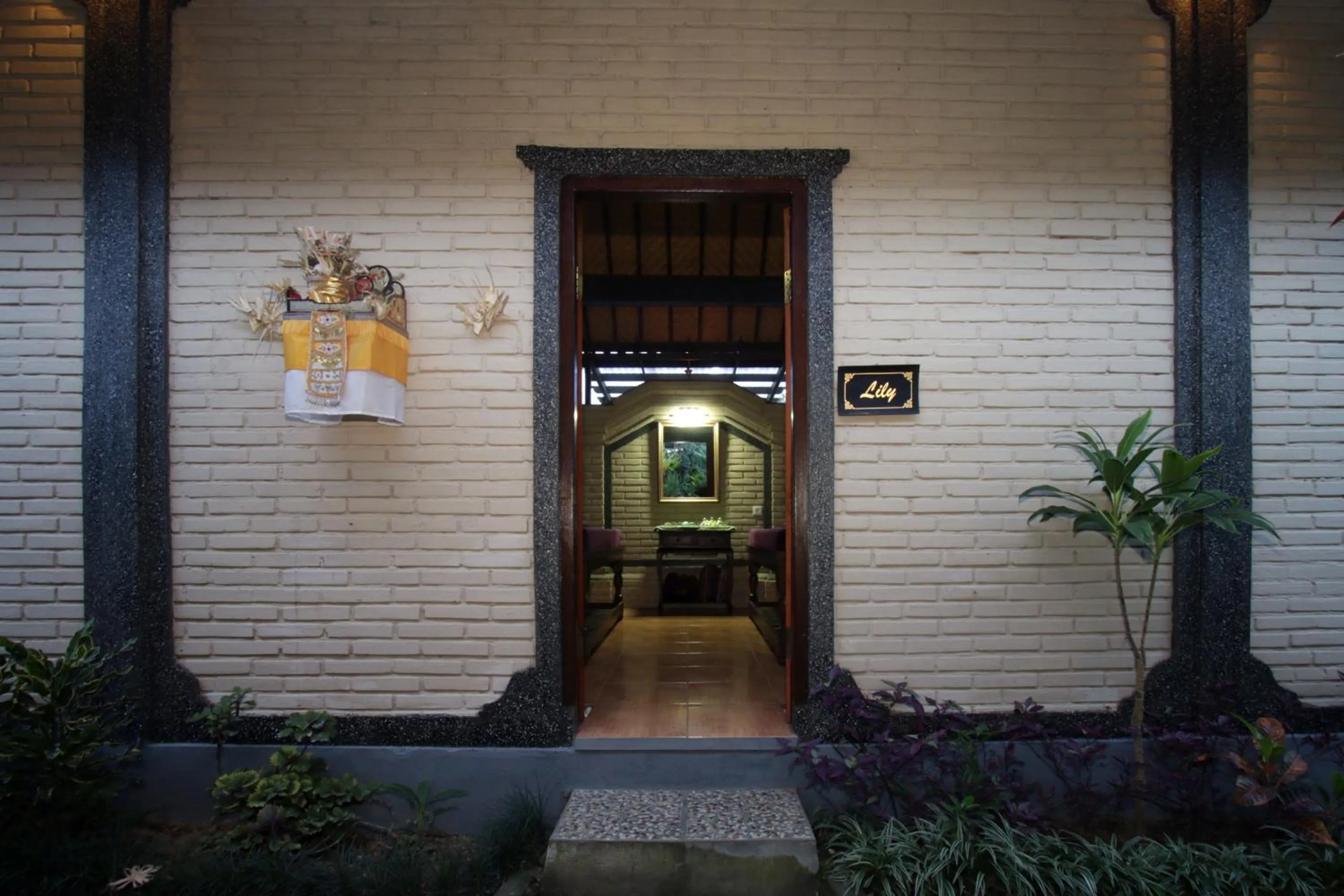 Spa and wellness centre/facilities in Nick's Hidden Cottages by Mahaputra