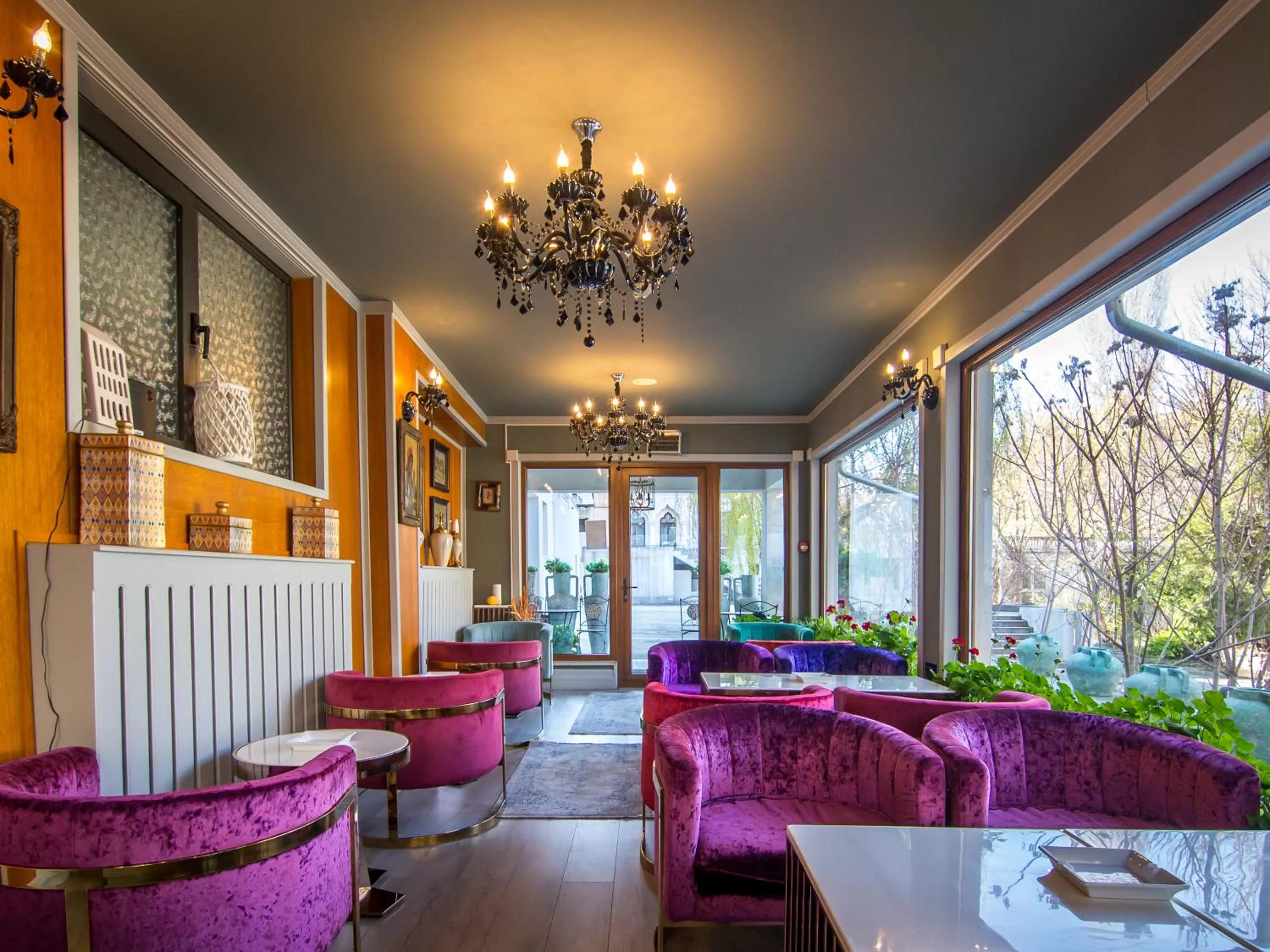 Seating area in Hotel Lido by Phoenicia